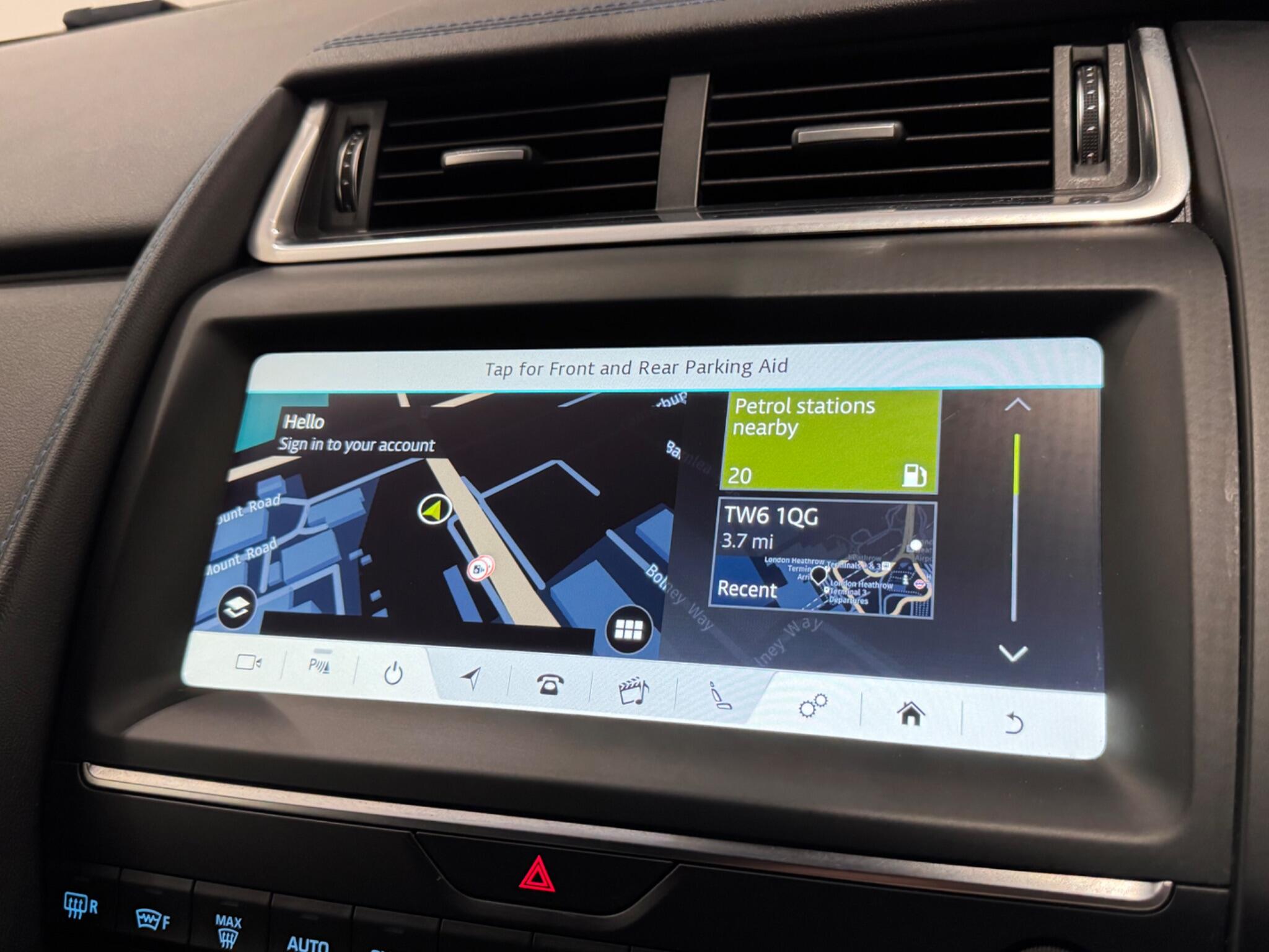 Jaguar E-Pace view 18