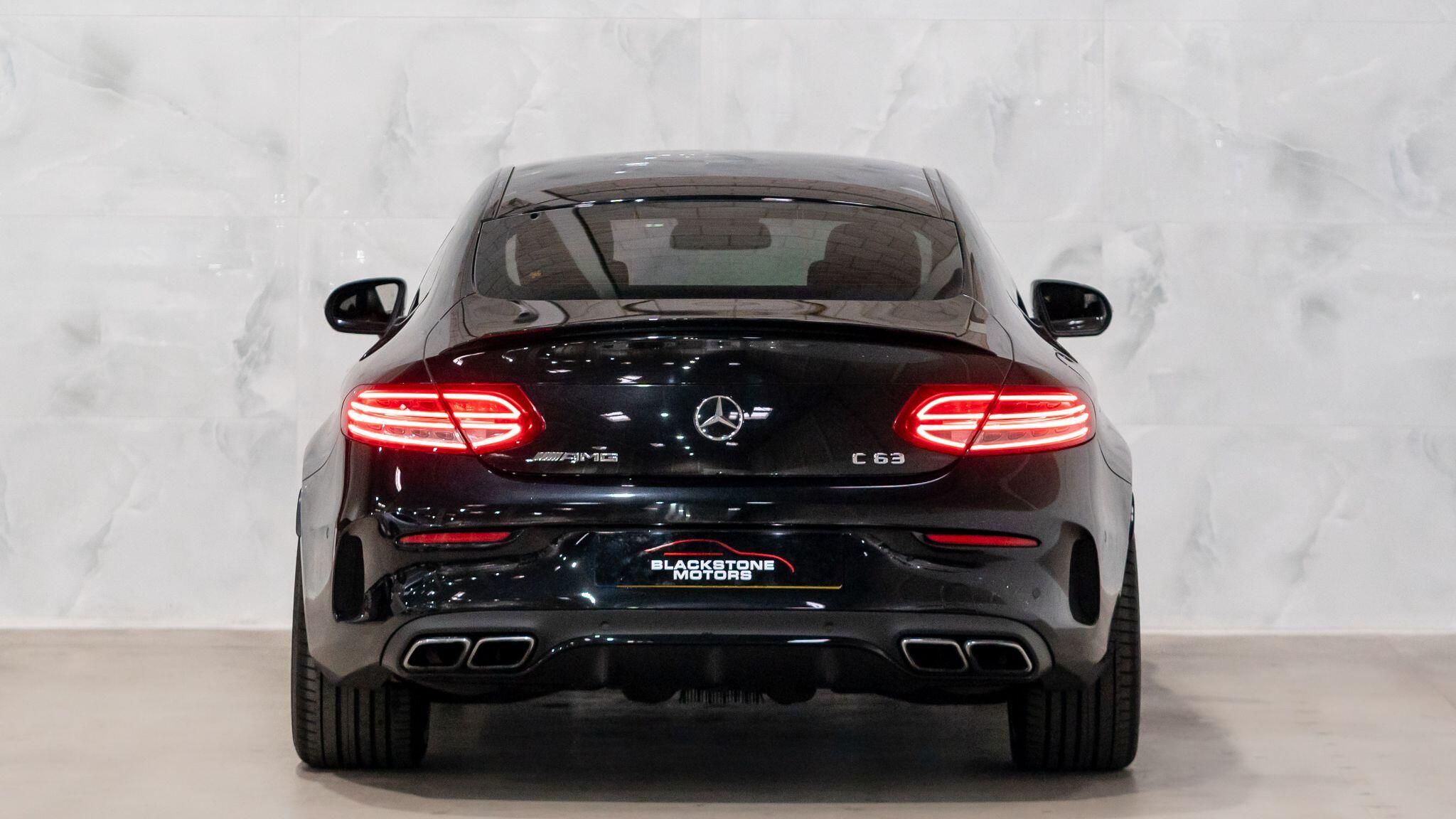 Mercedes-Benz C-Class view 6