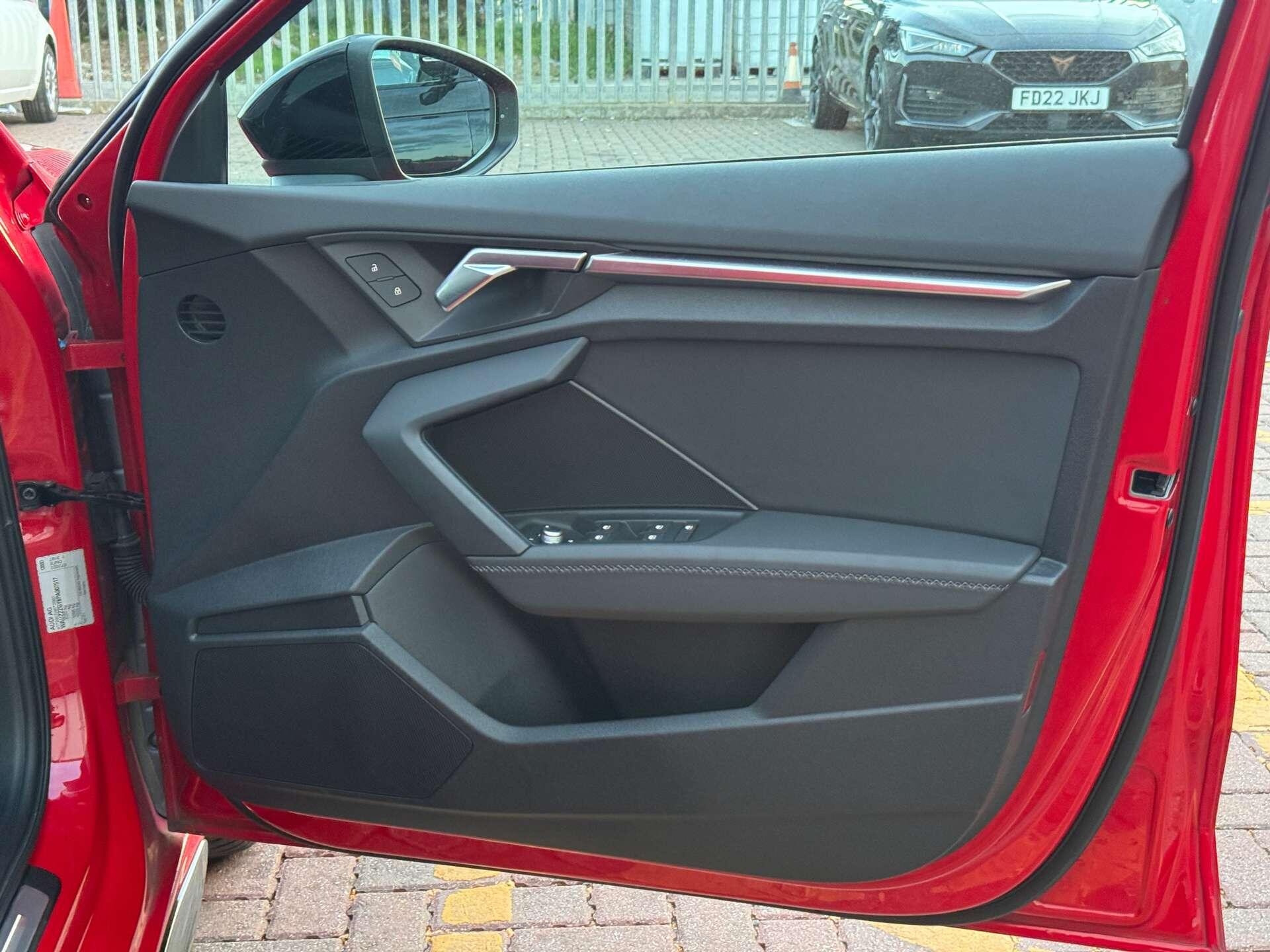 Audi S3 view 28