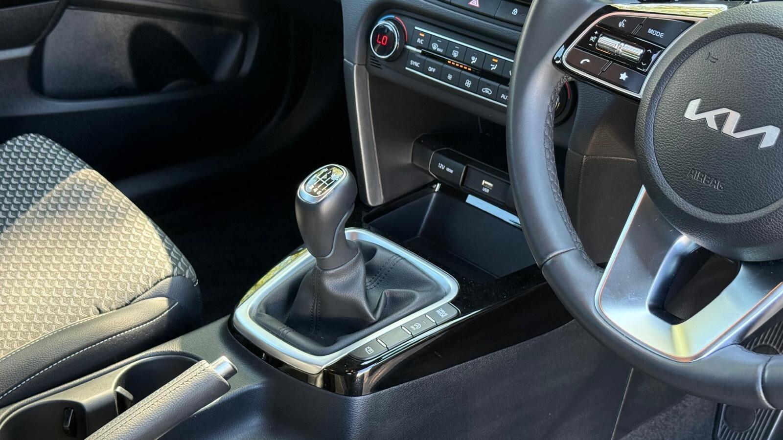 Kia XCeed view 23