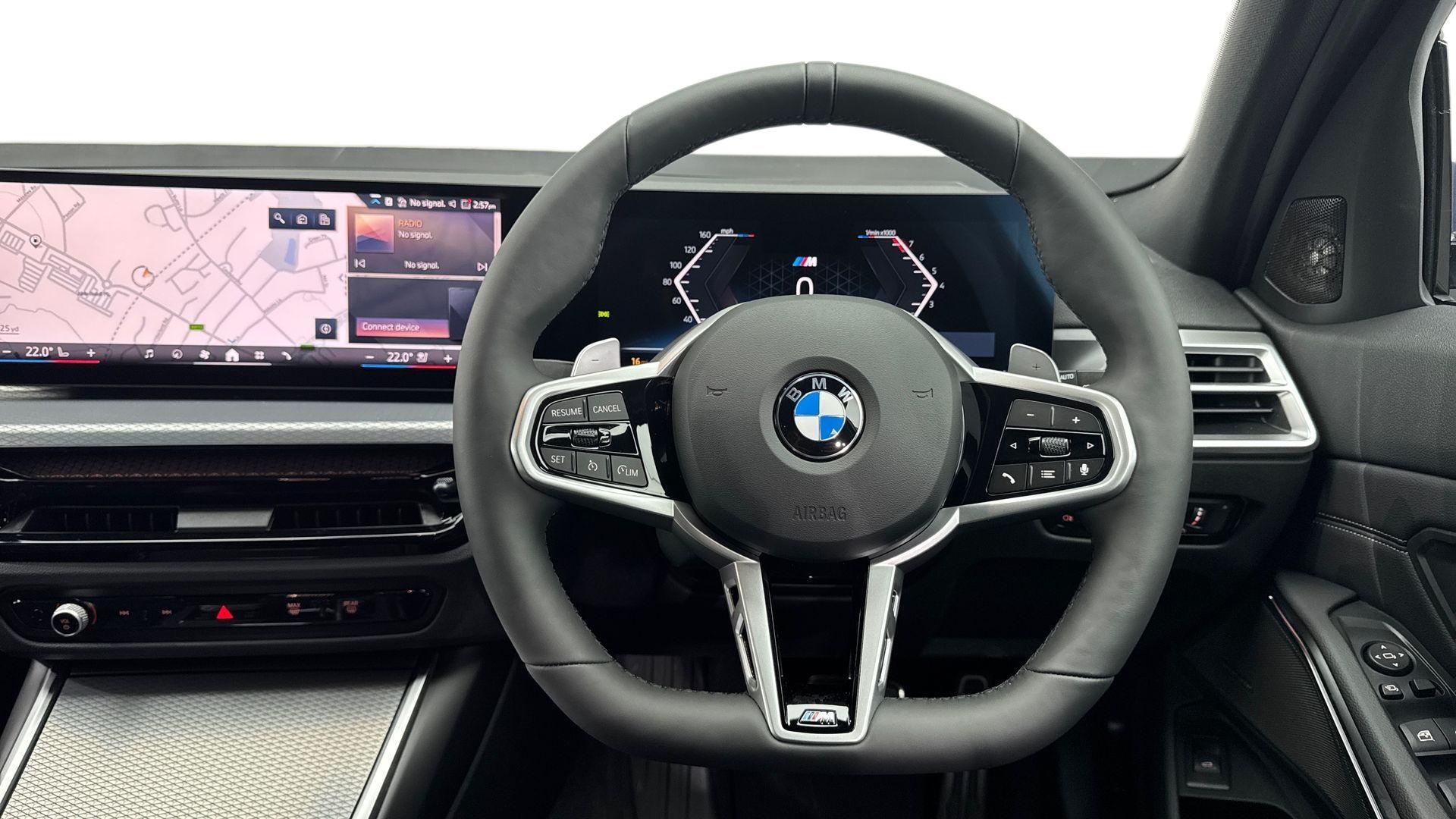 BMW 3 Series view 5