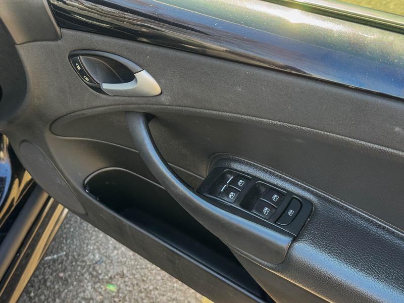 2010 Saab 9-3 2.0T Aero Auto Euro 4 2dr • 56,846 miles image 27