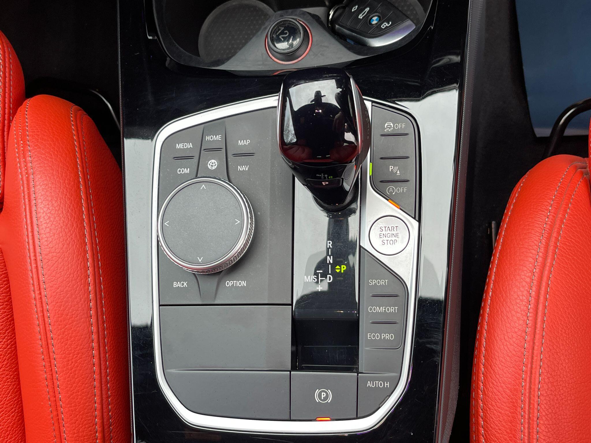 BMW 1 Series view 34