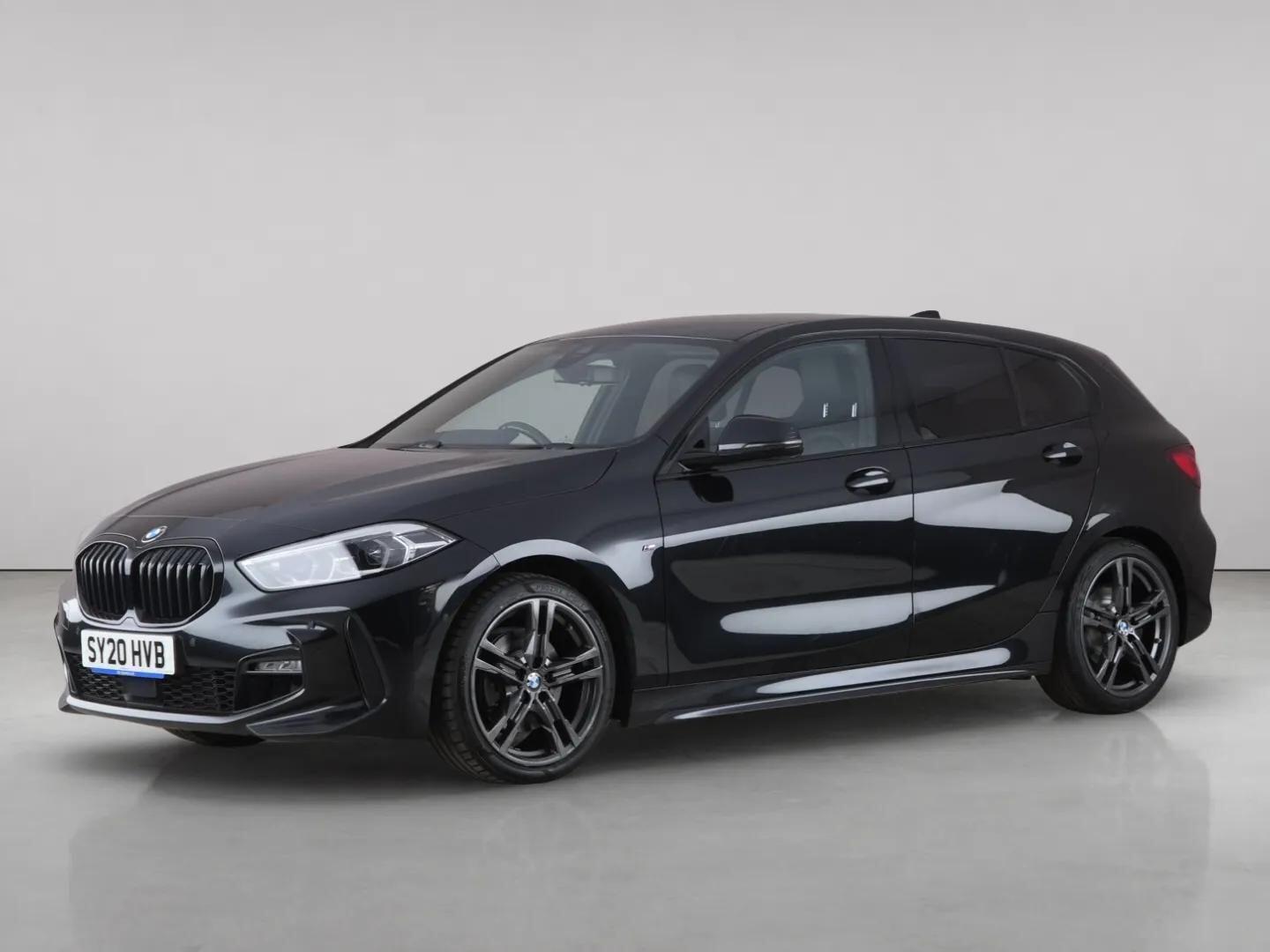 BMW 1 Series view 2