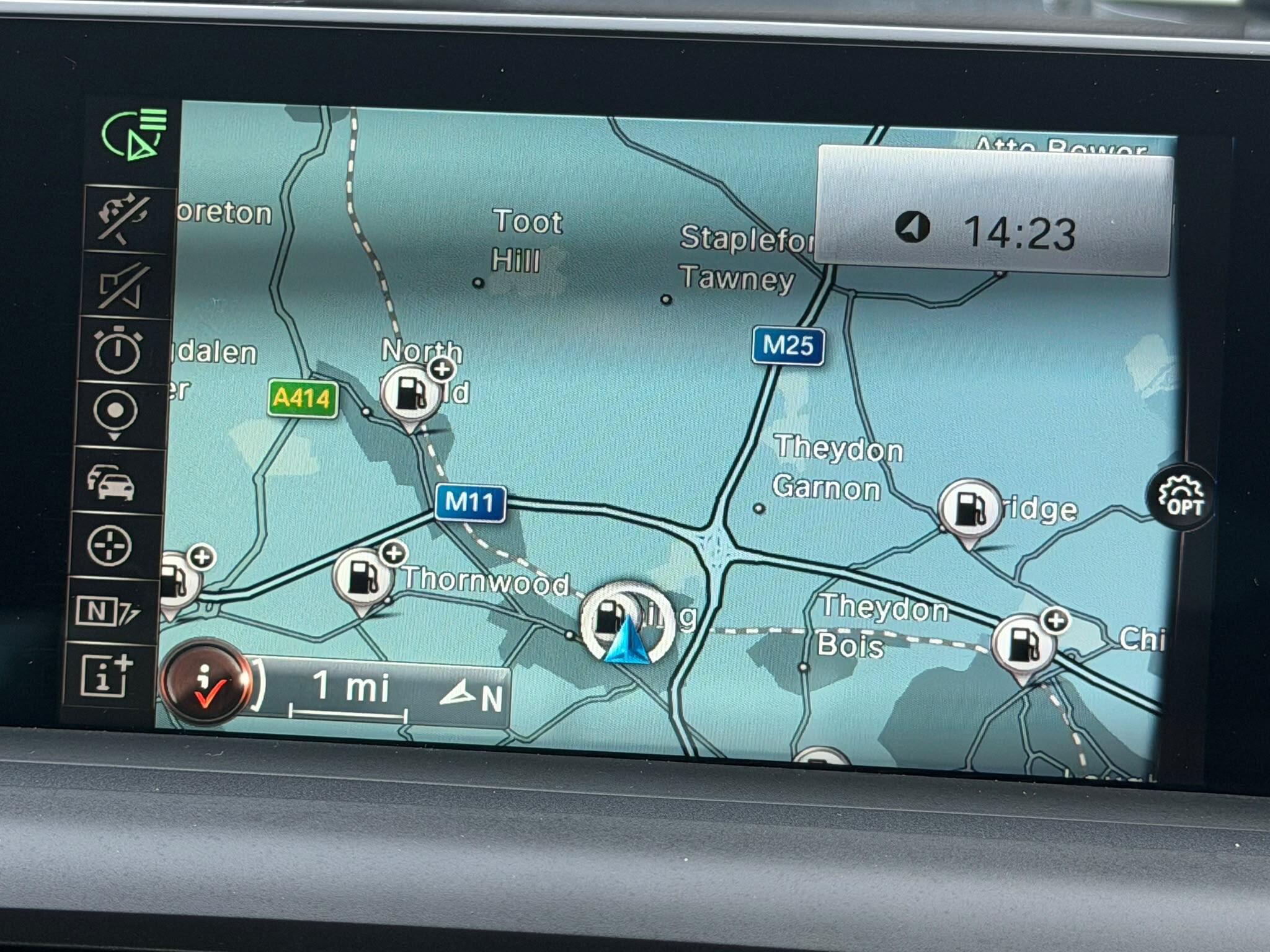 BMW 2 Series view 9