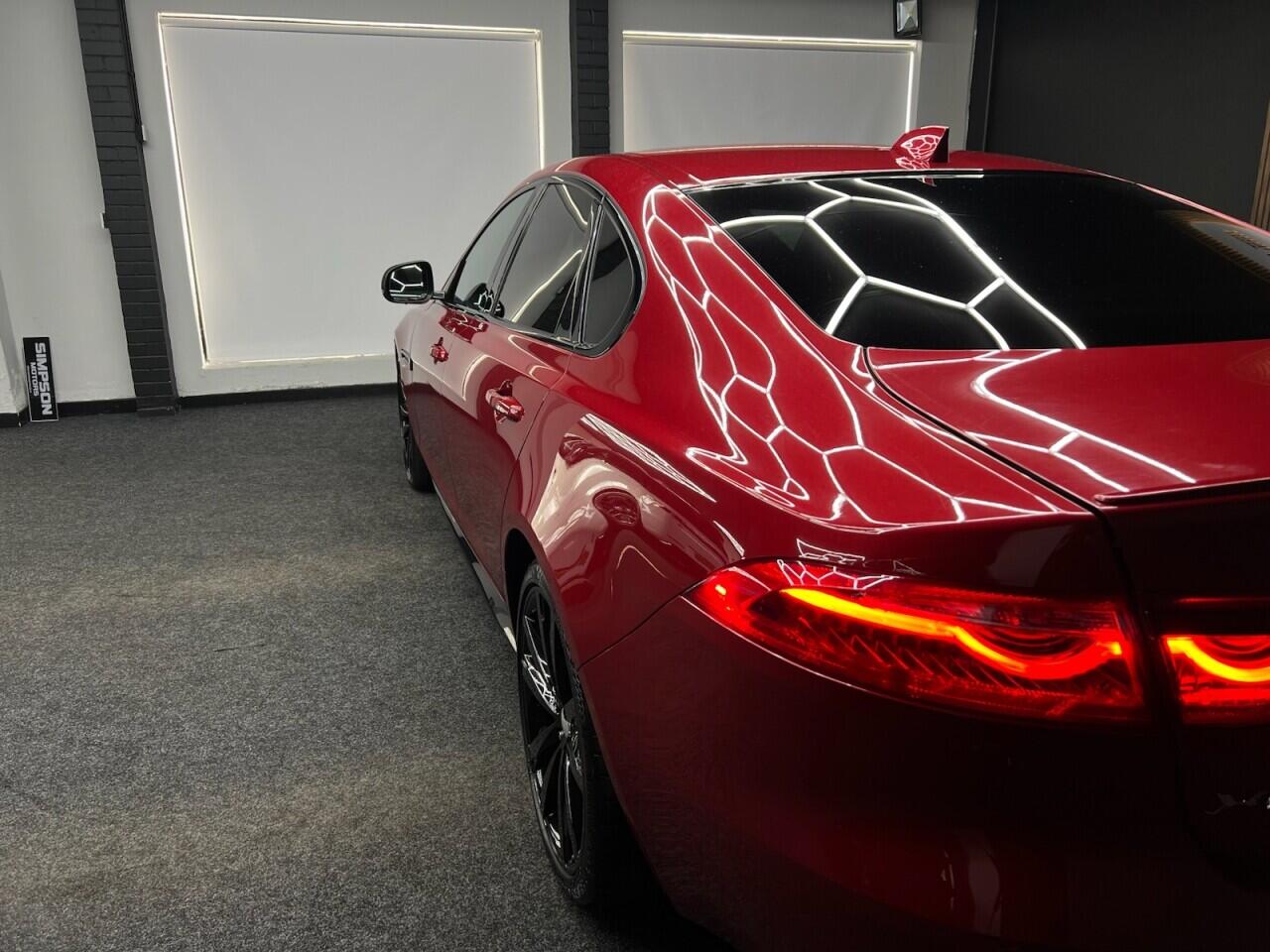 Jaguar XF view 6