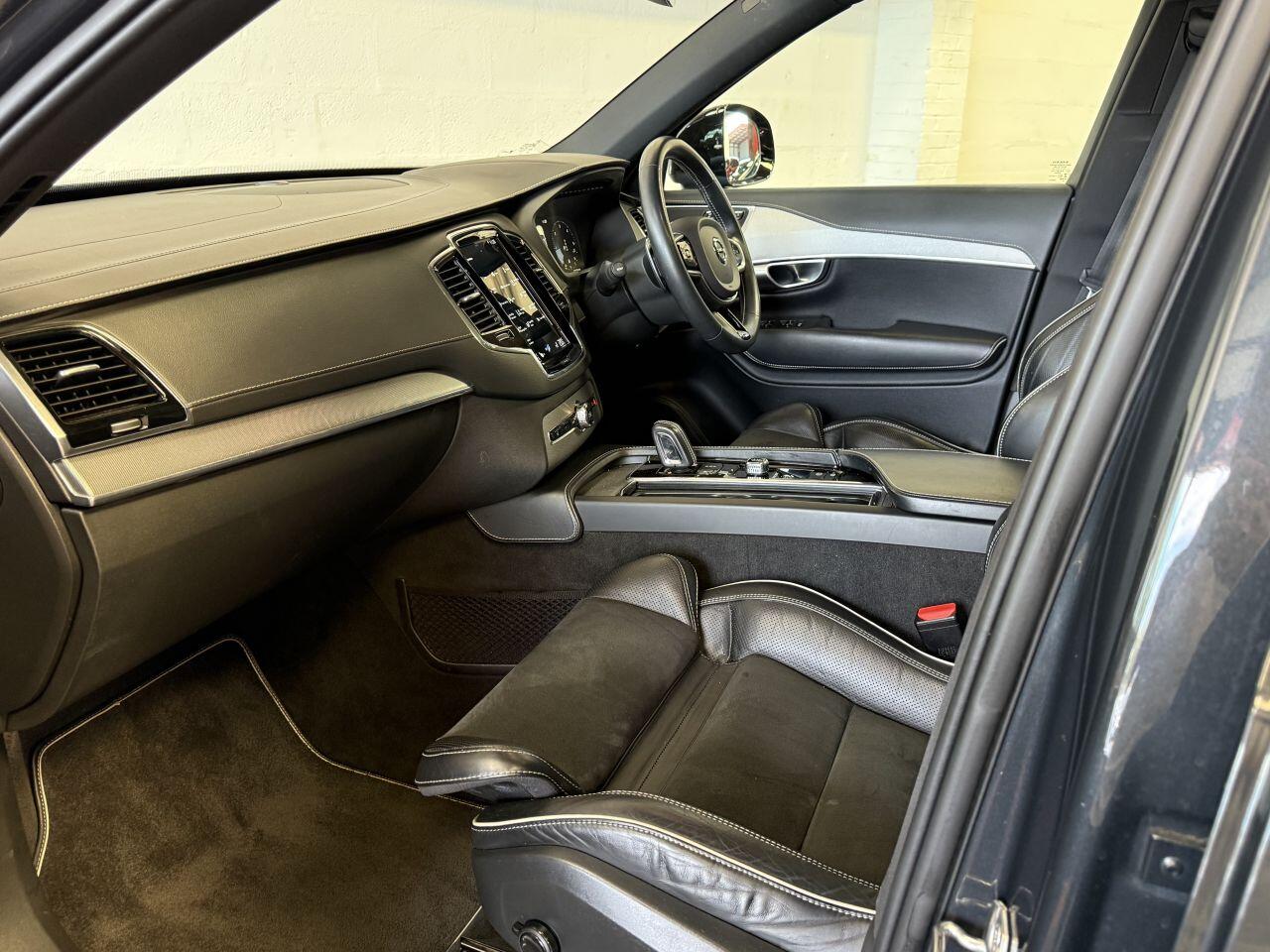 Volvo XC90 view 63