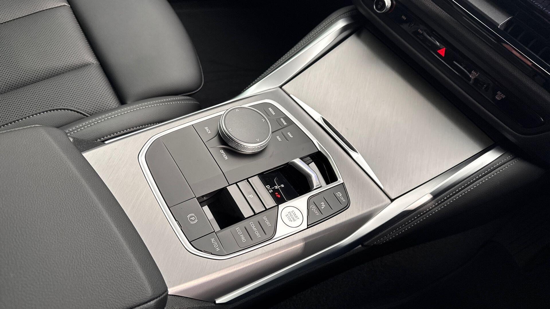 BMW 2 Series view 10