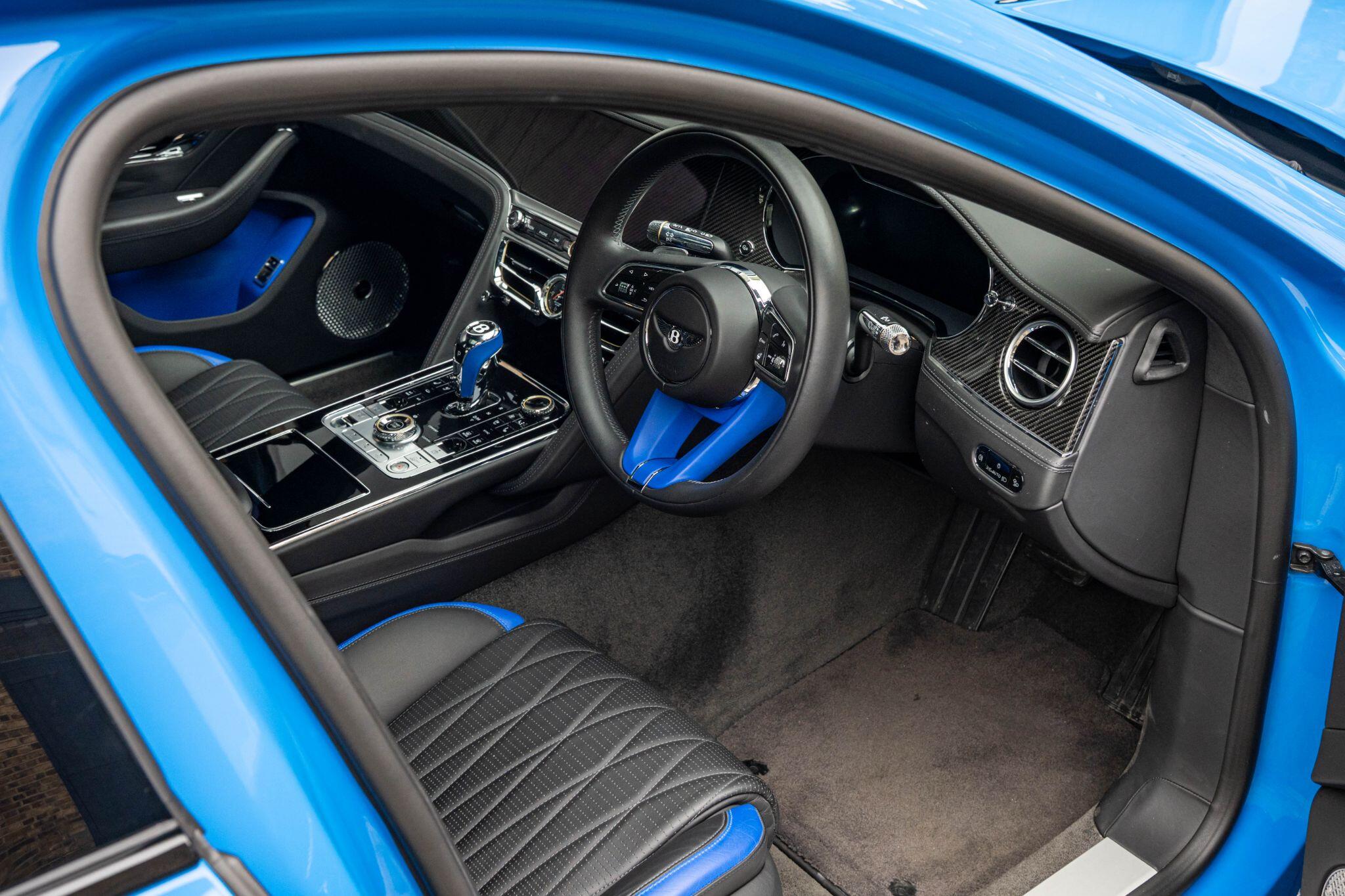Bentley Flying Spur view 23