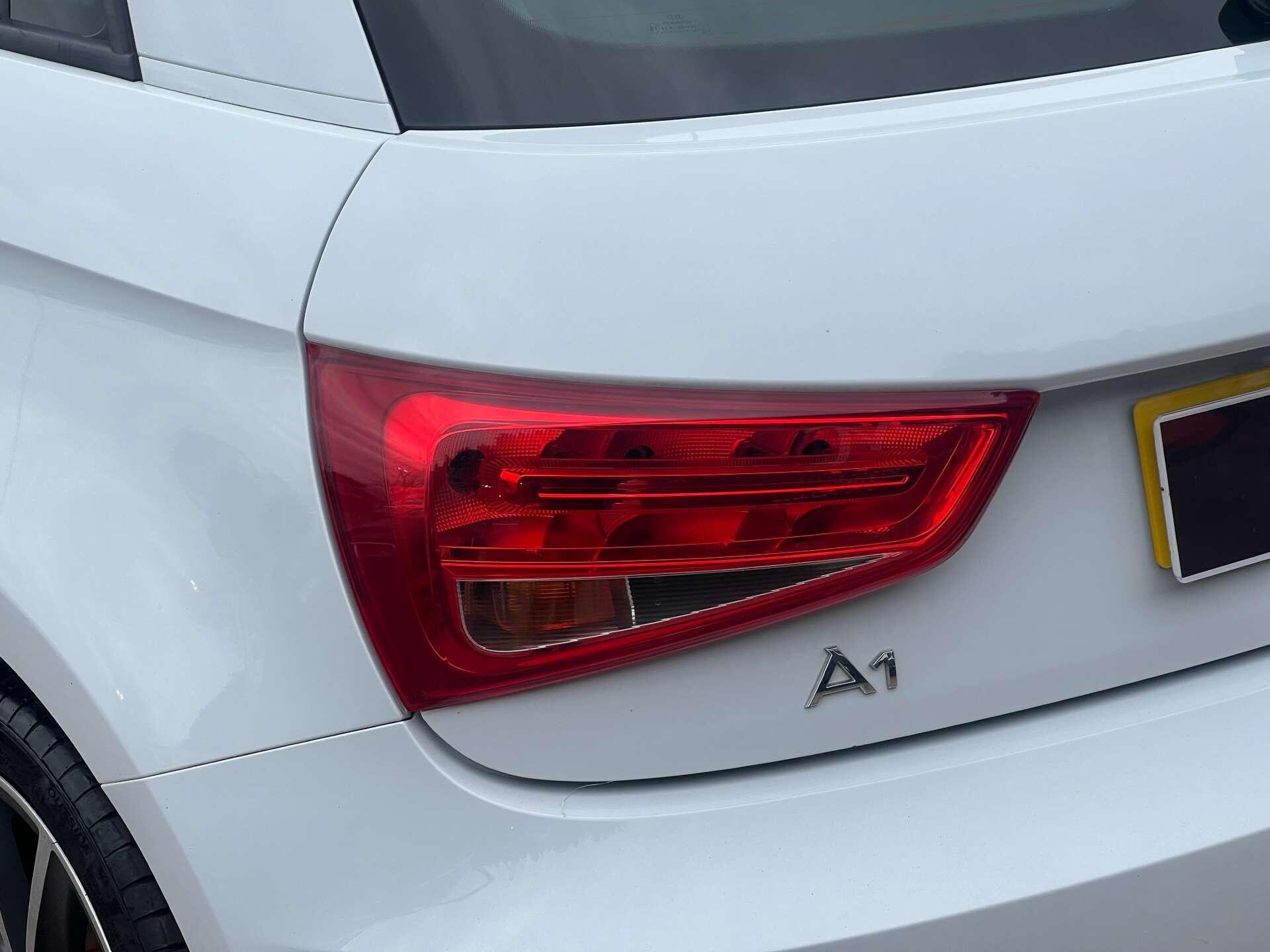 Audi A1 view 11
