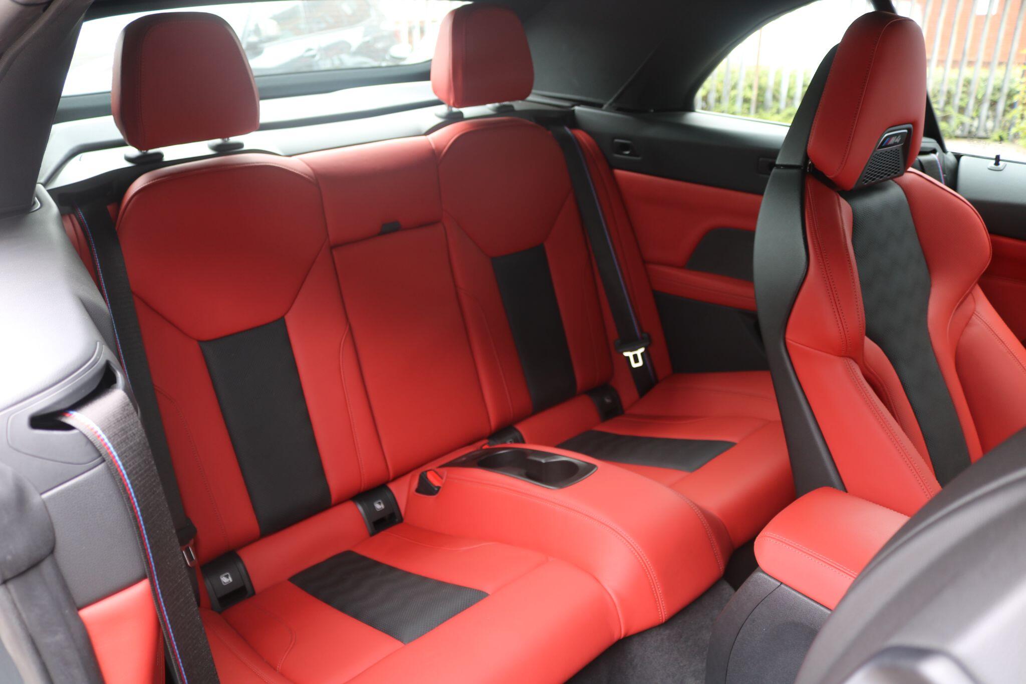 BMW M4 view 16