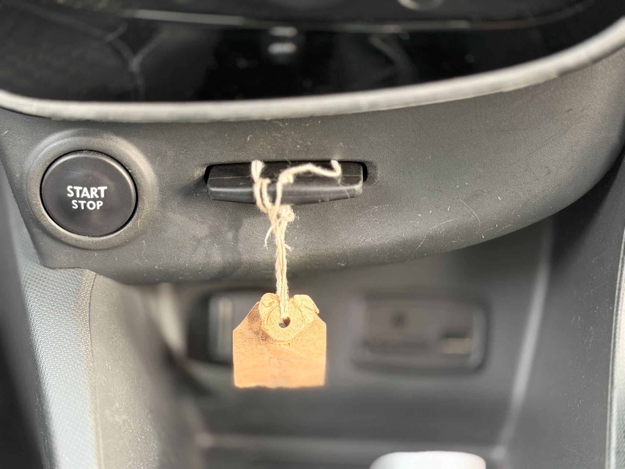 Renault Clio view 39