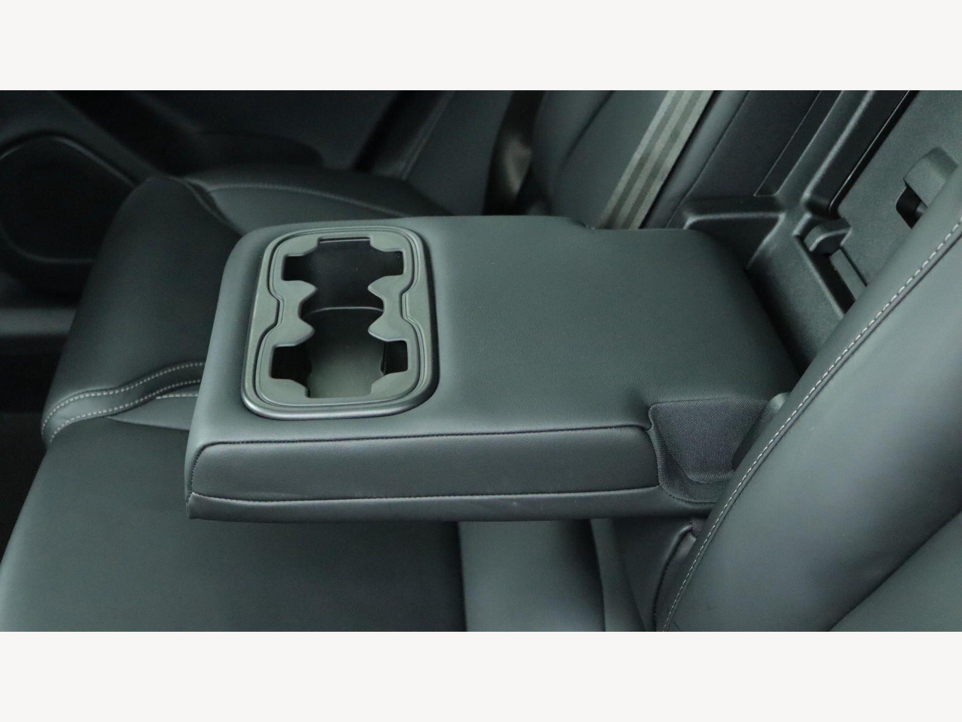 Volvo XC60 view 33