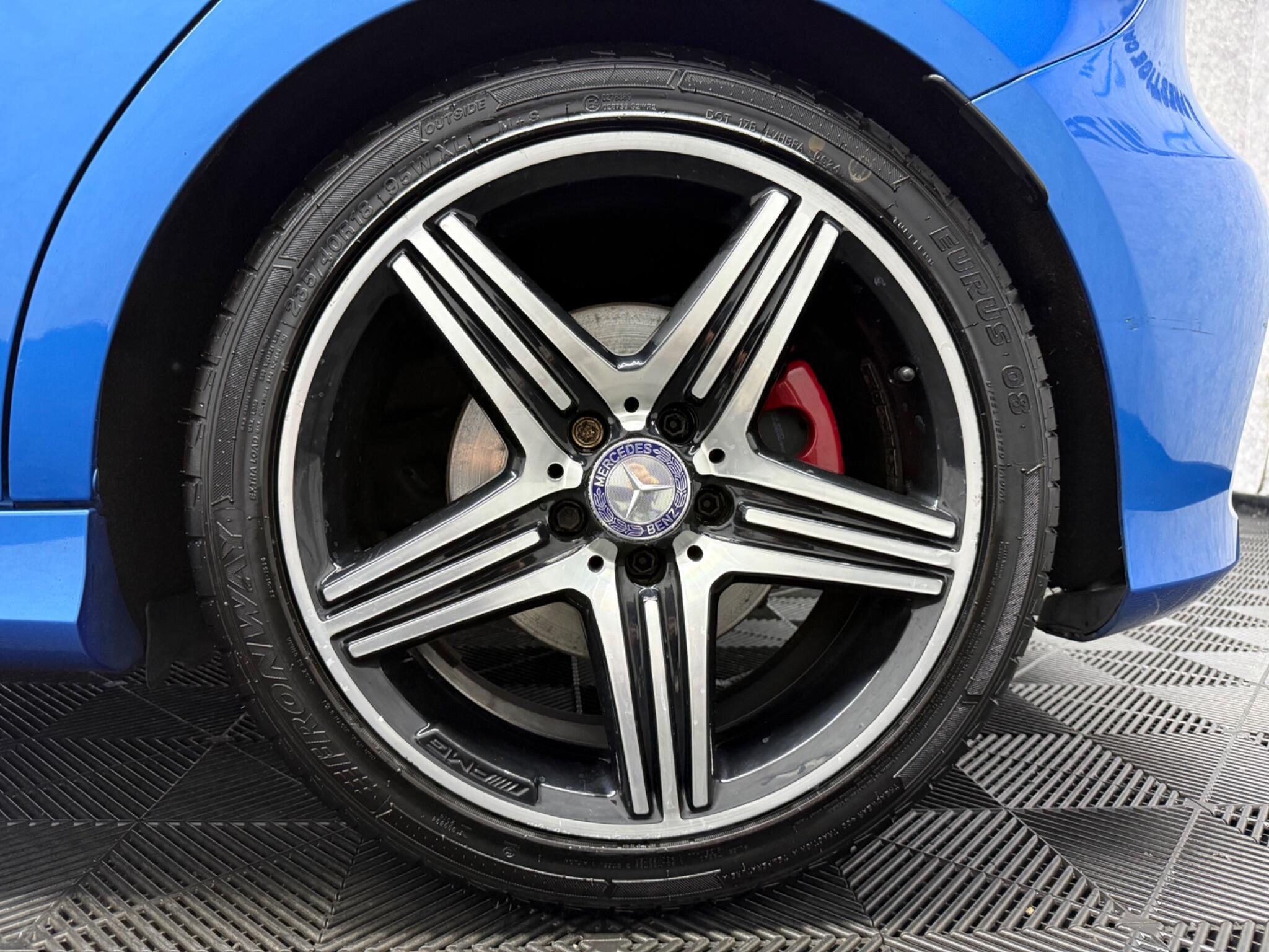Mercedes-Benz A Class view 21