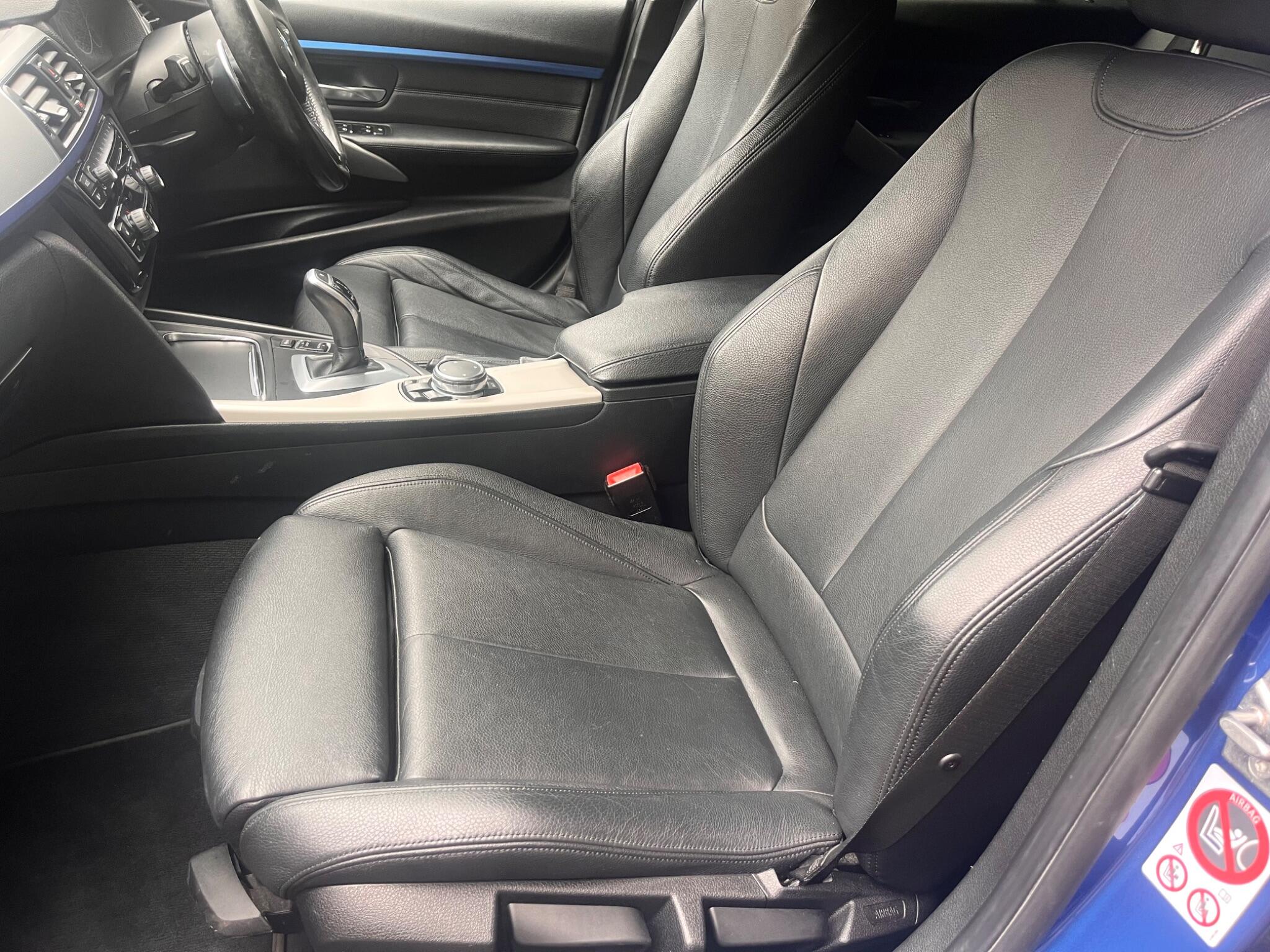 BMW 3 Series view 28