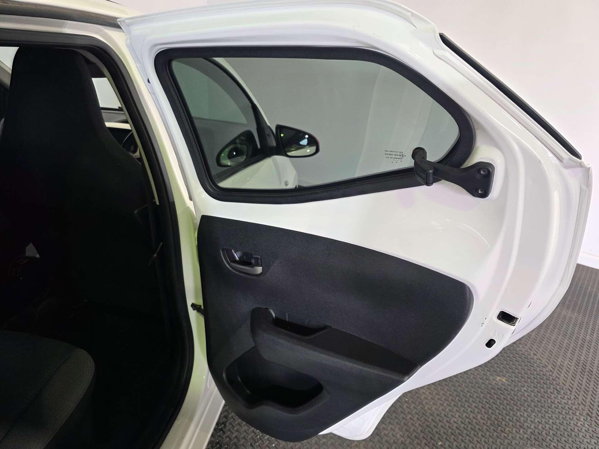 Toyota Aygo view 33