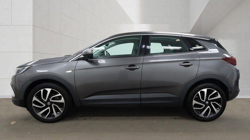 Vauxhall Grandland X view 12