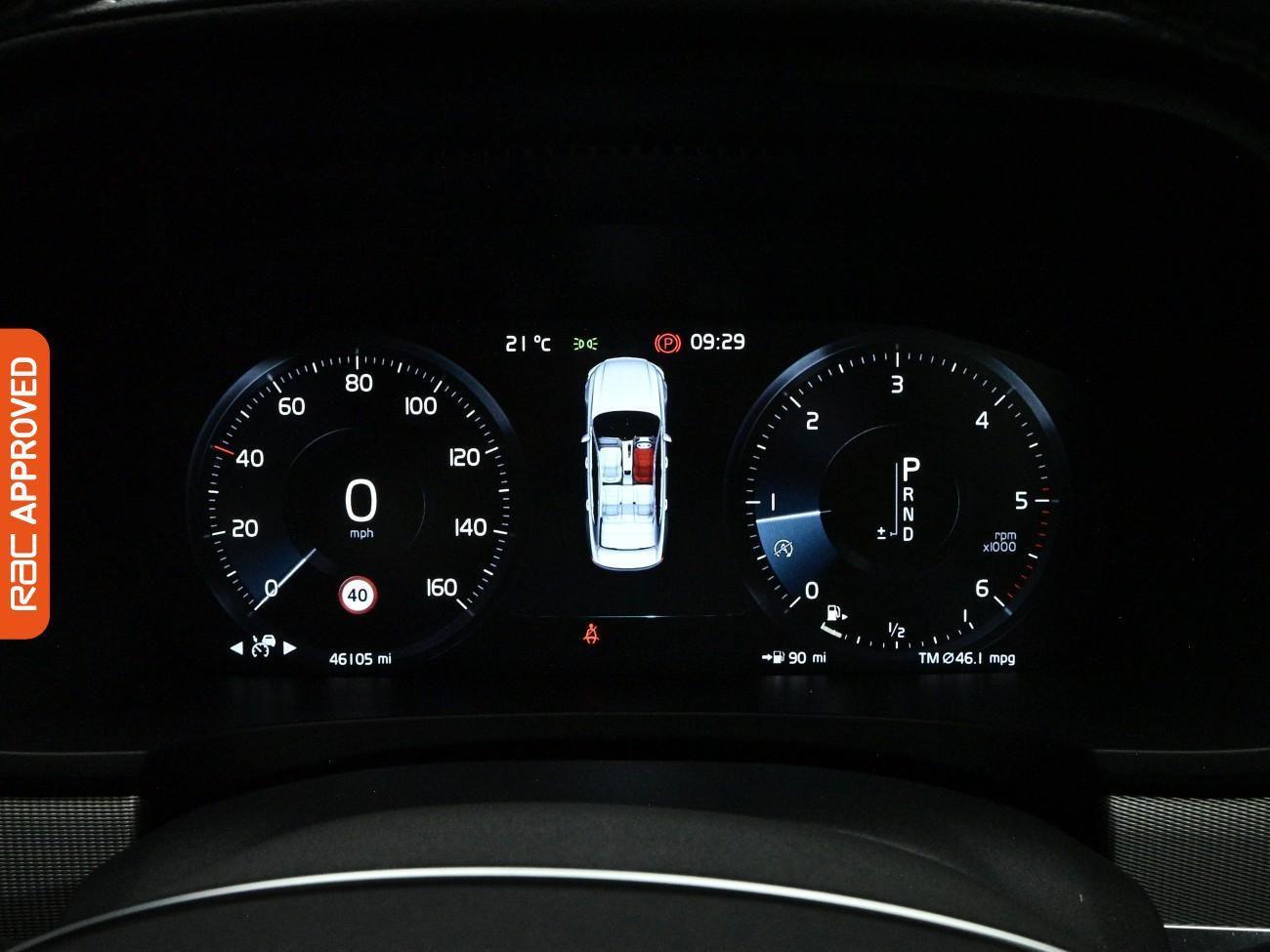 Volvo S90 view 11