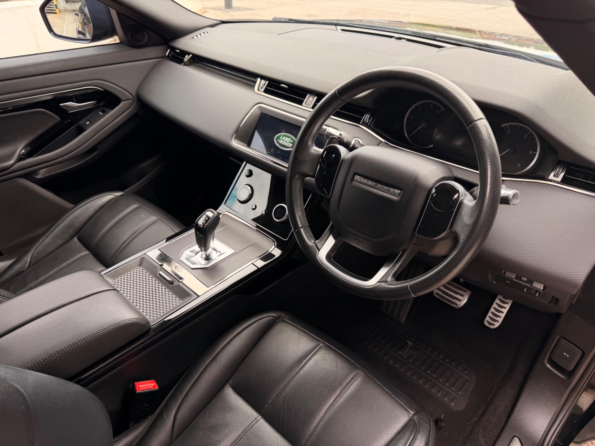 Land Rover Range Rover Evoque view 17