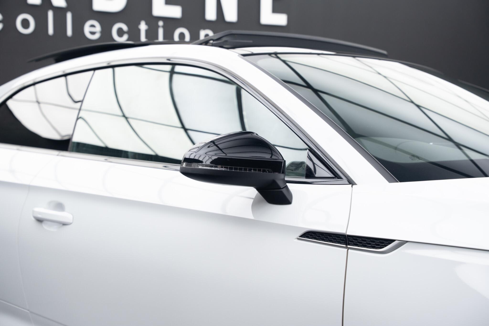 Audi RS5 view 32