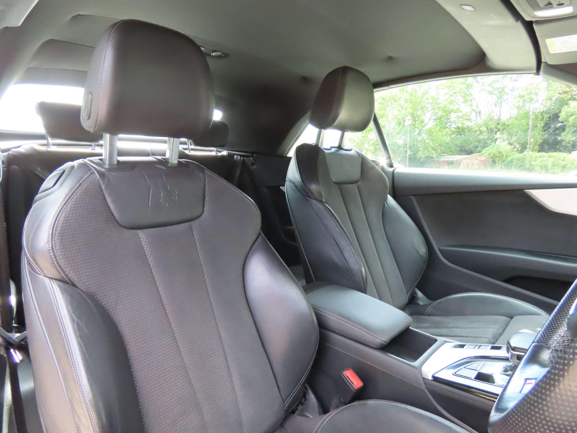 Audi A5 view 10