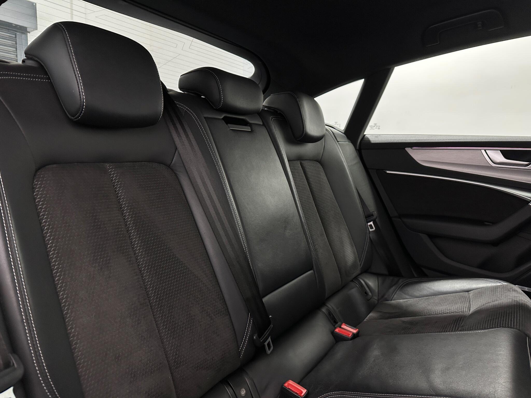 Audi A7 view 42
