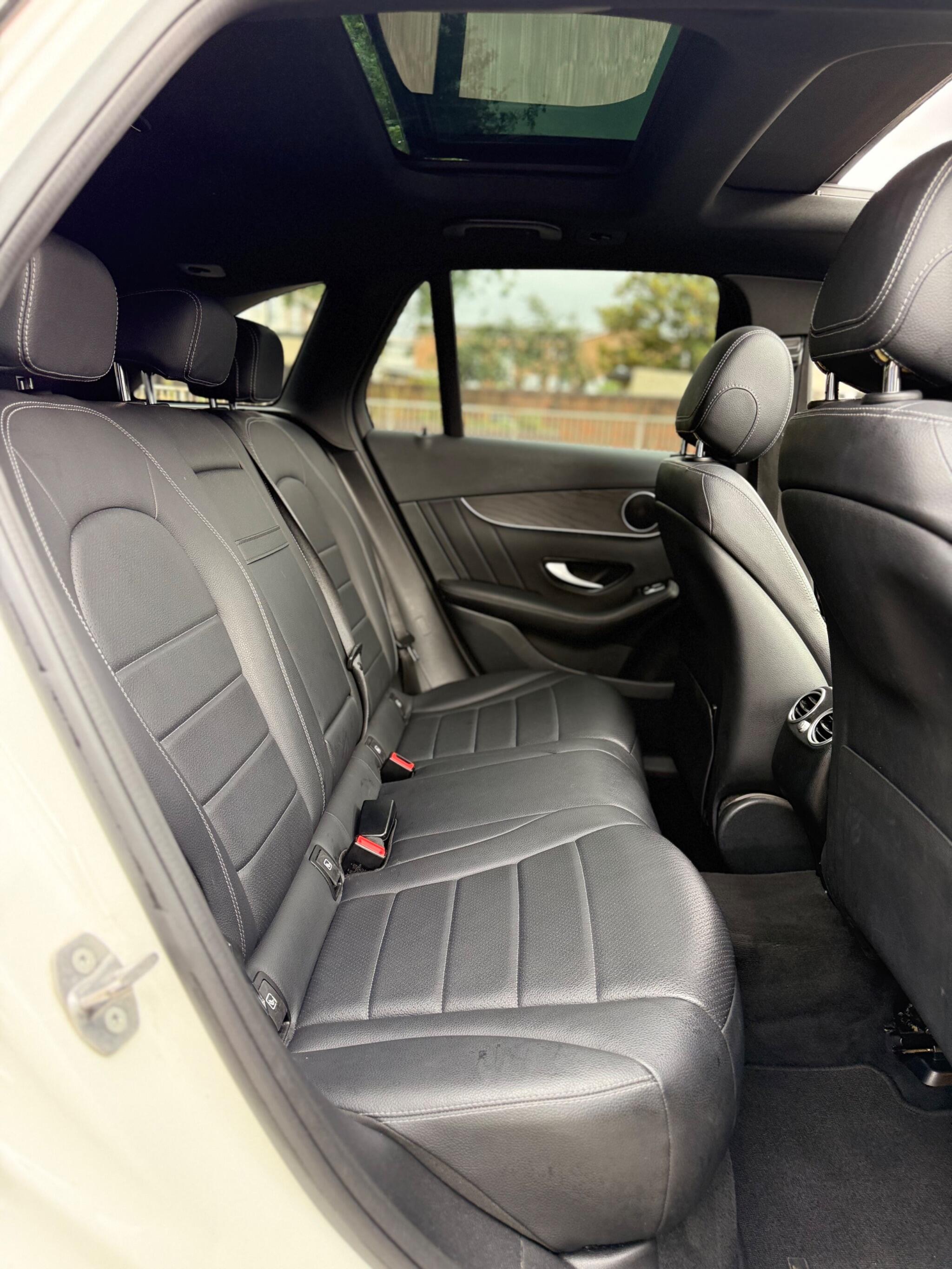 Mercedes-Benz GLC view 14