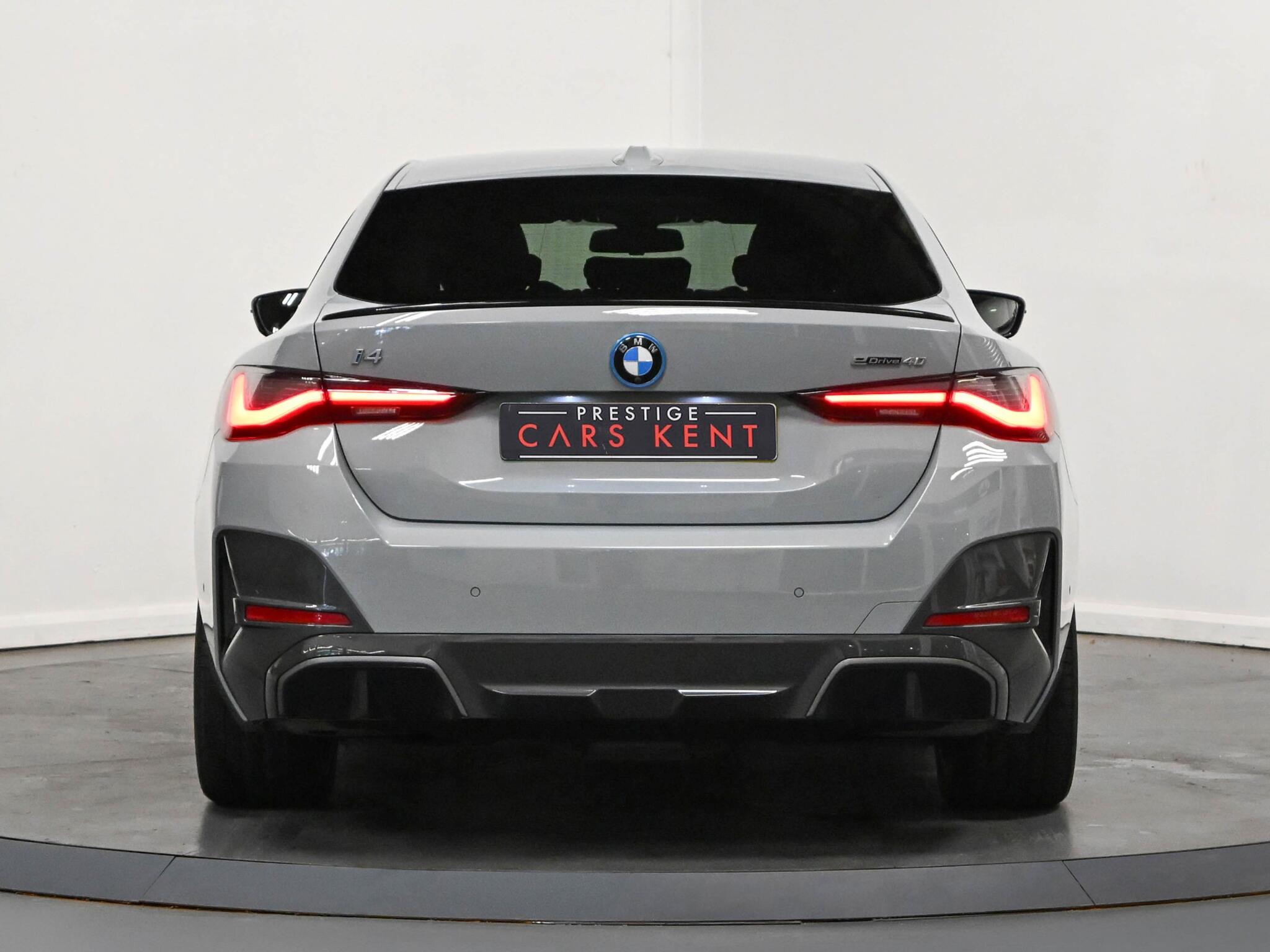 BMW I4 view 23
