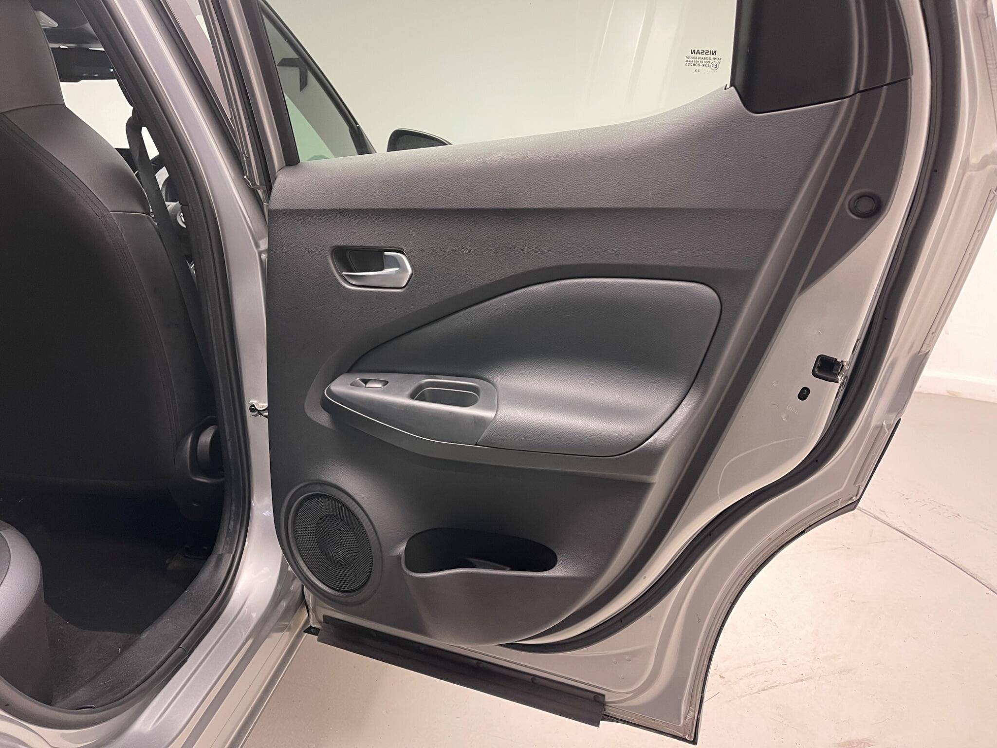 Nissan Juke view 27