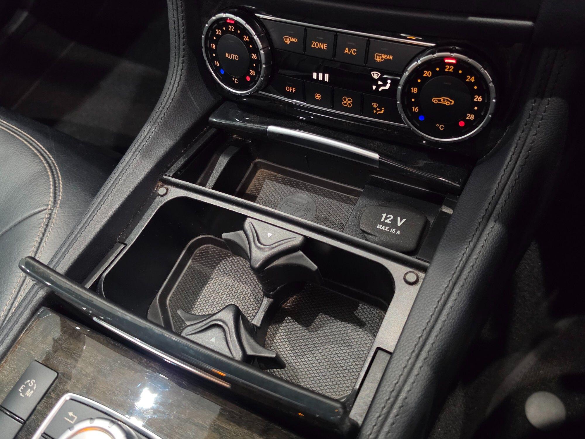 Mercedes-Benz CLS view 102
