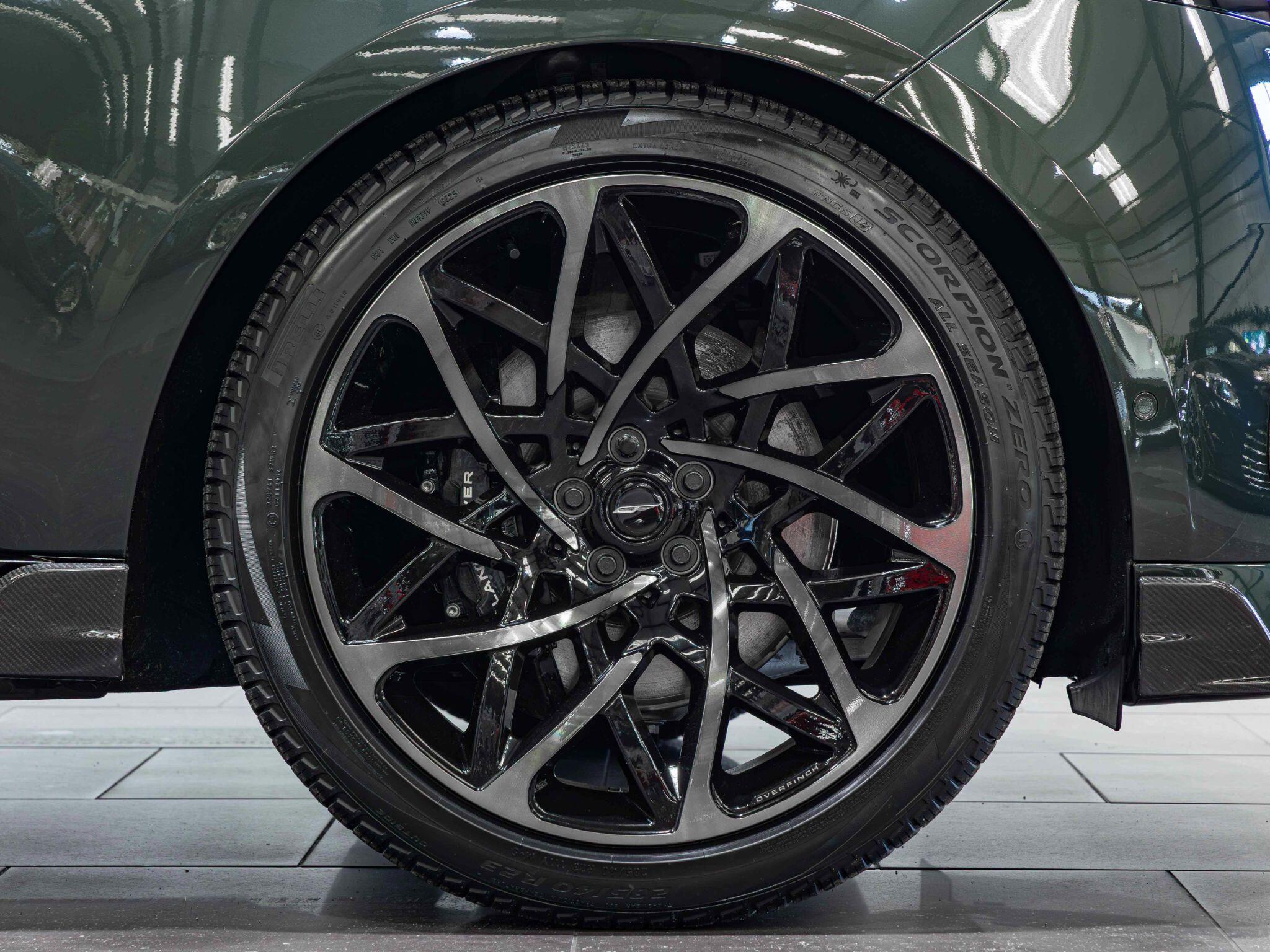 Land Rover Range Rover view 7