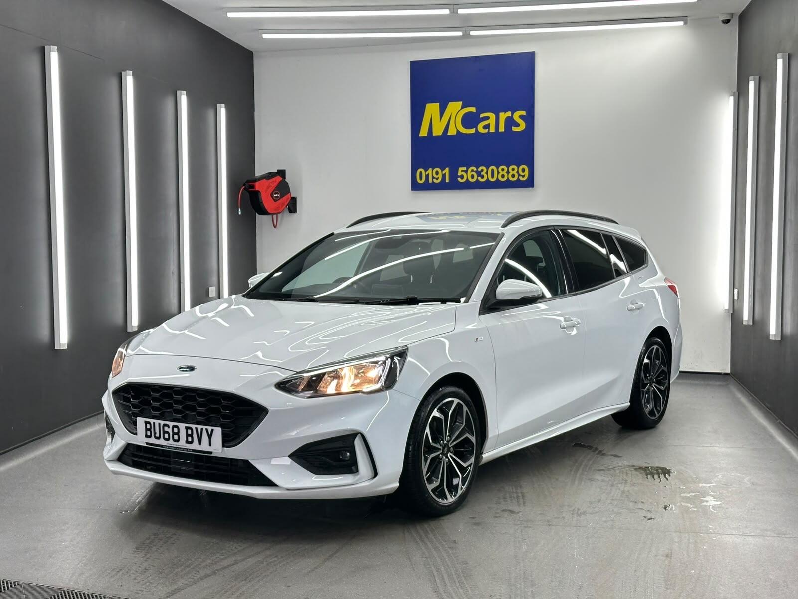 Ford Focus view 6