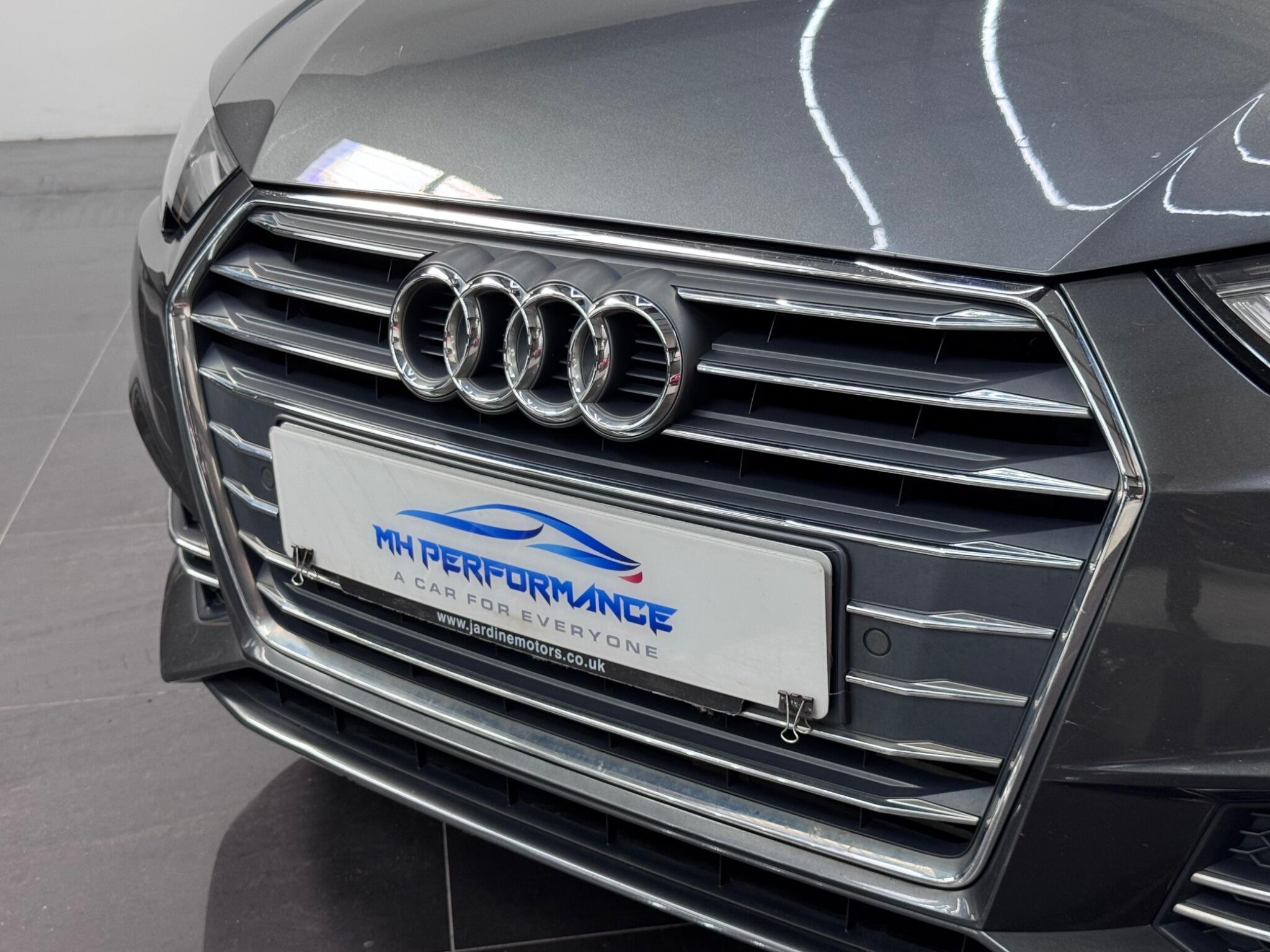 Audi A4 view 28
