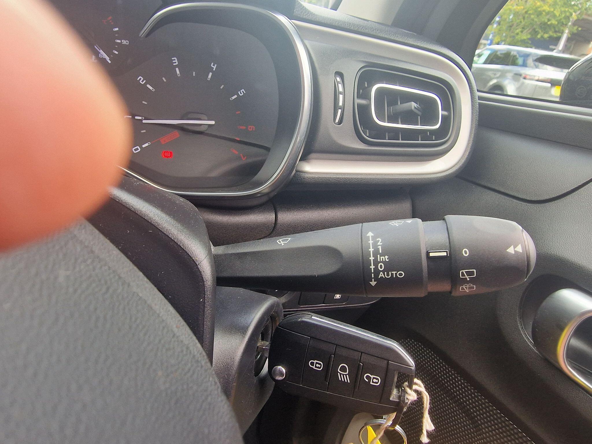 Citroen C3 view 21