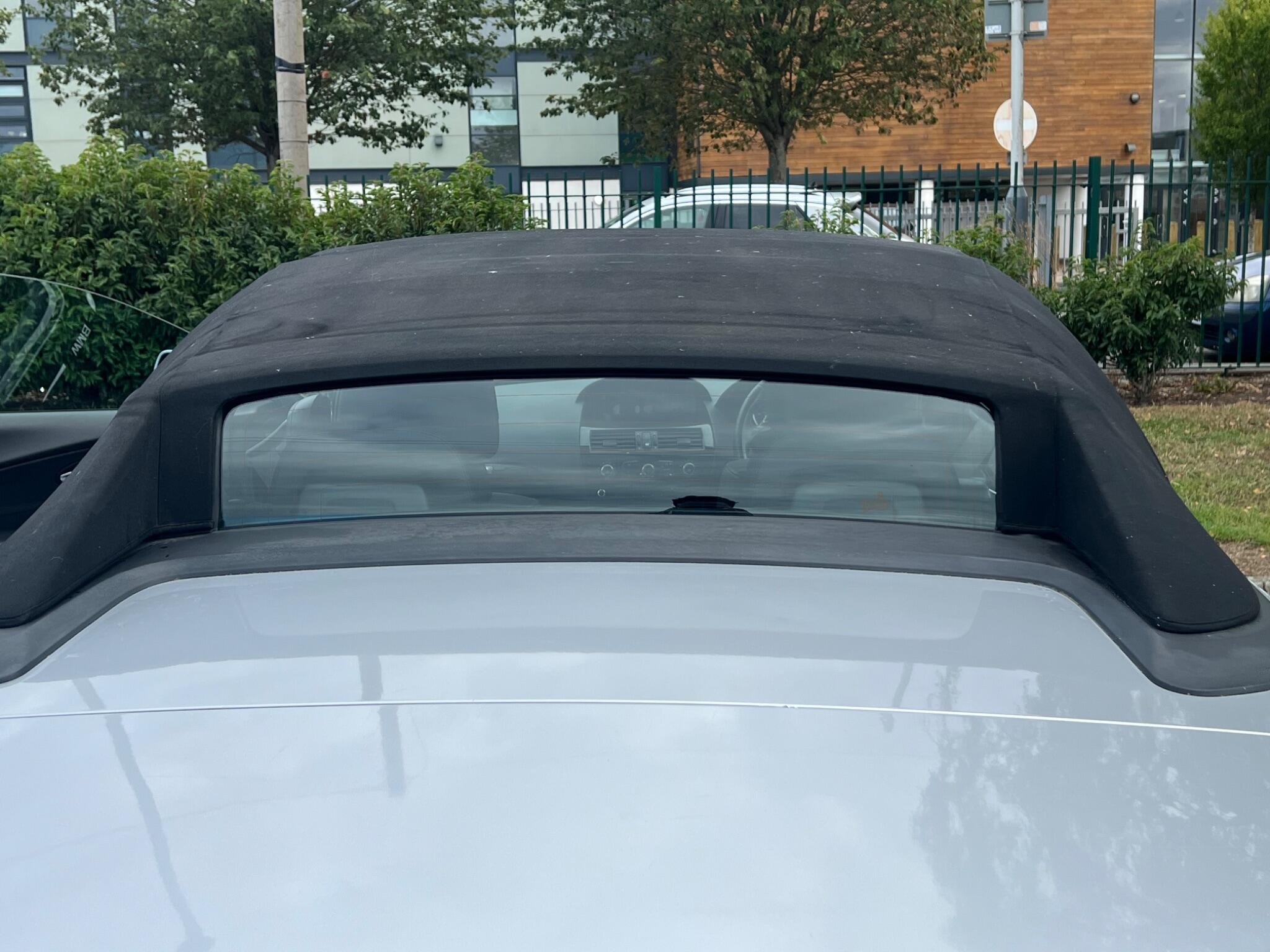 BMW 6 Series view 17