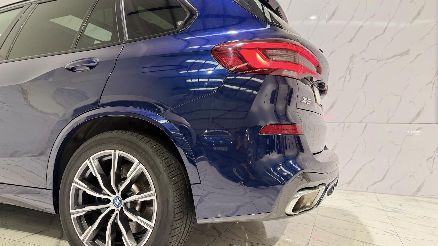 BMW X5 view 54