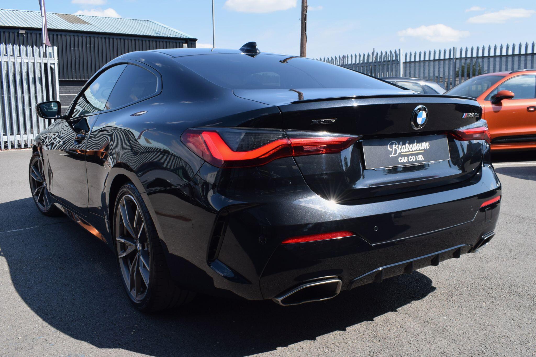 BMW 4 Series view 7