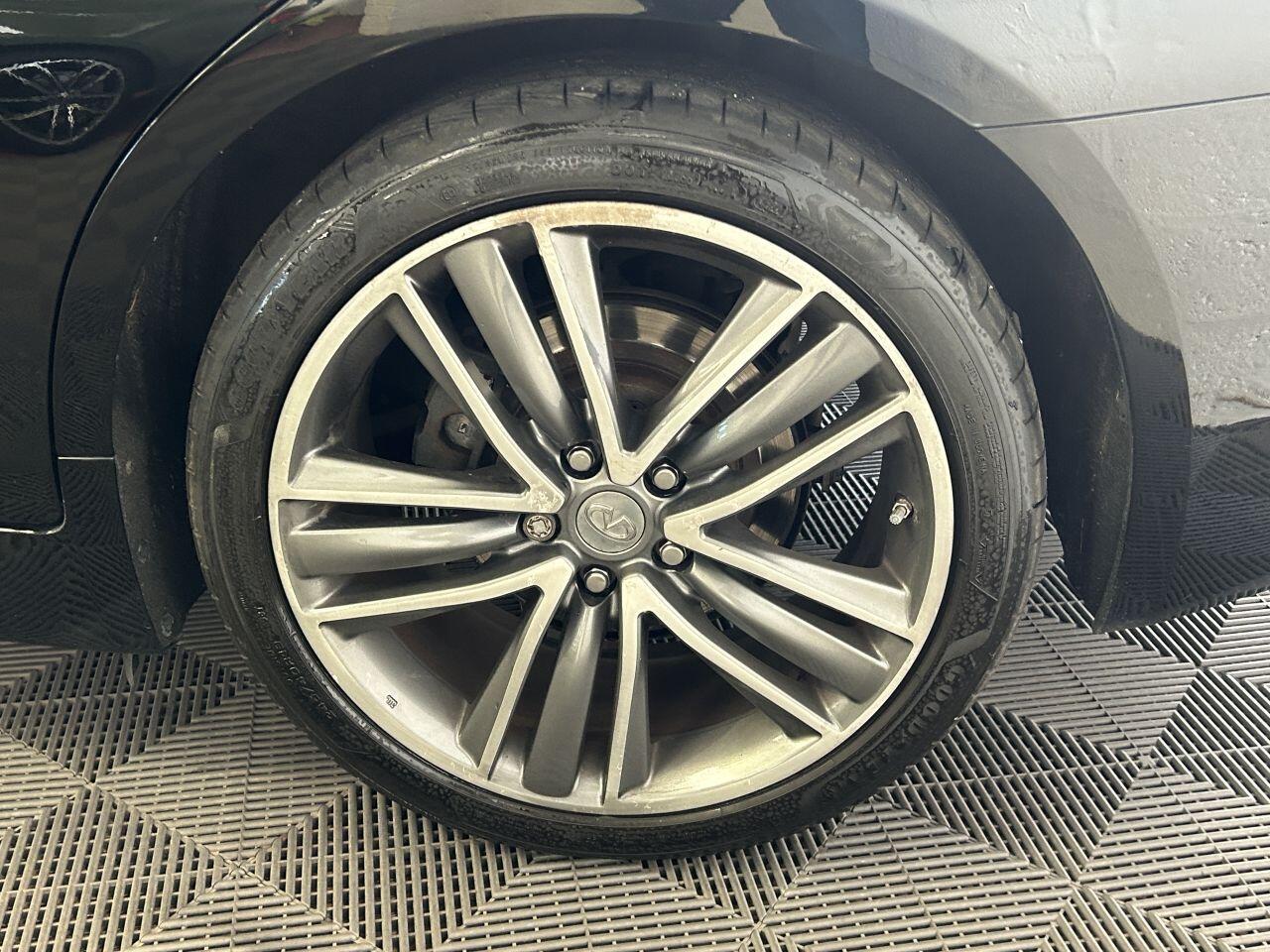 Infiniti Q50 view 25