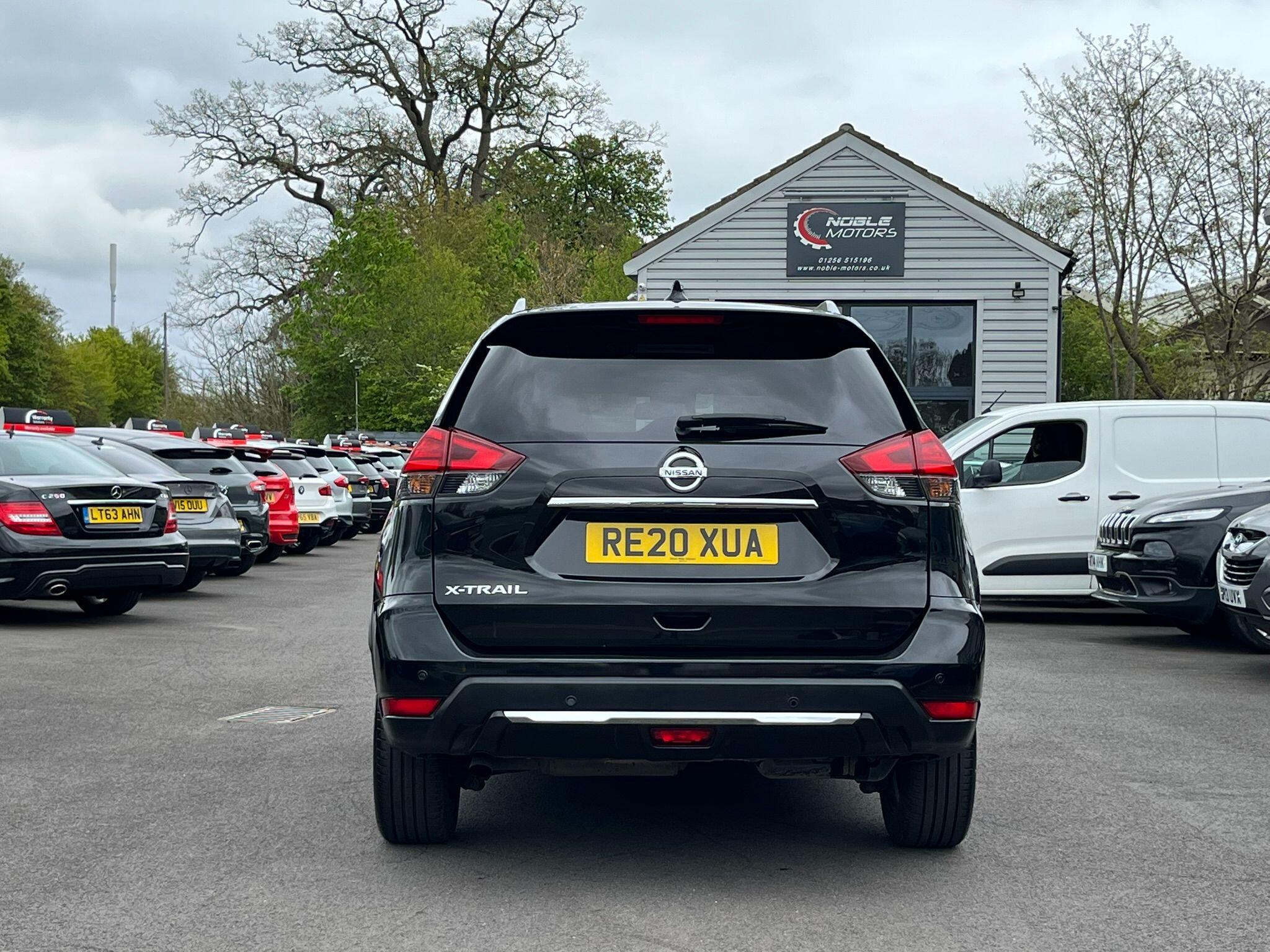 Nissan X-Trail view 6
