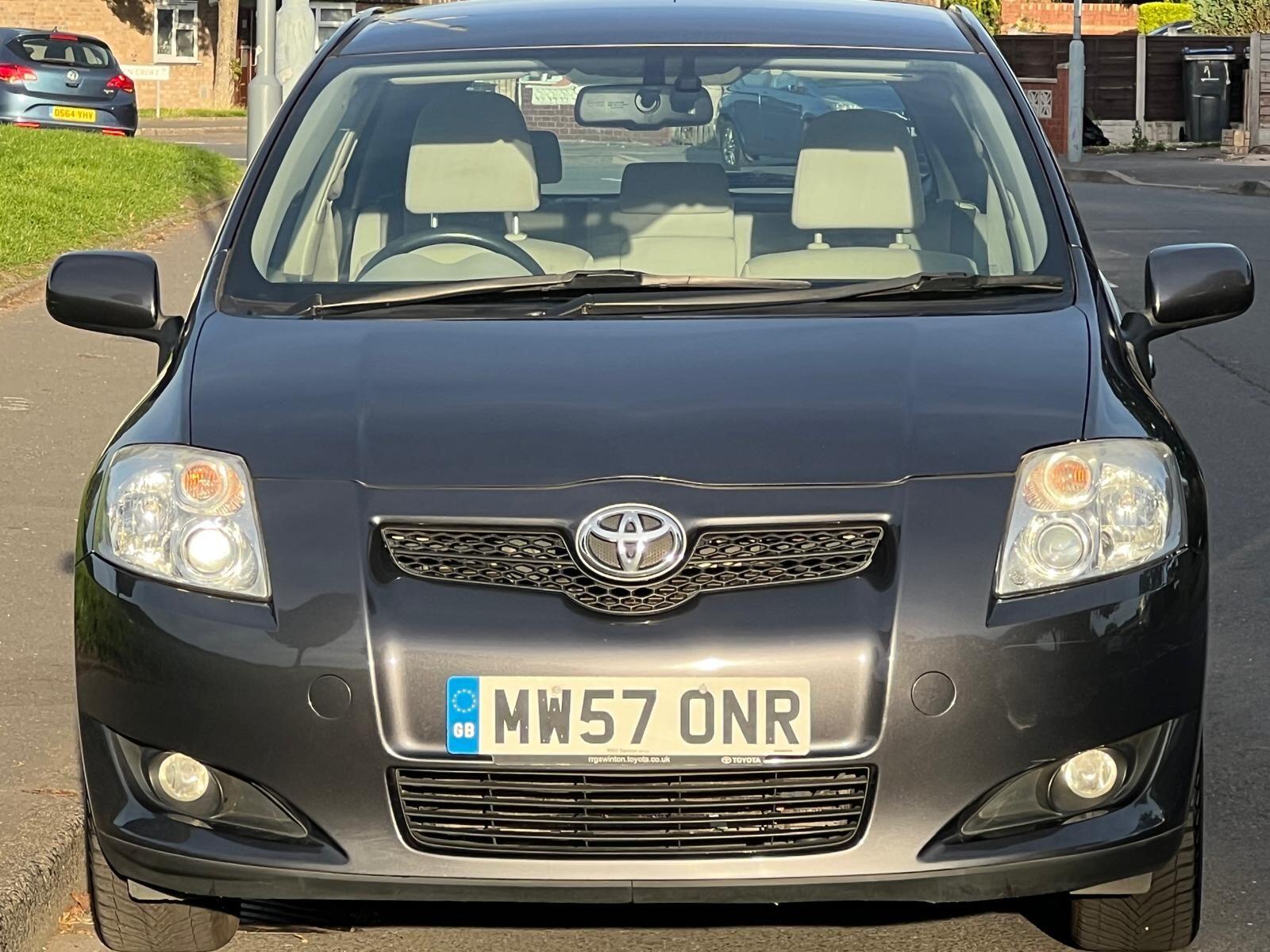 Toyota Auris view 13