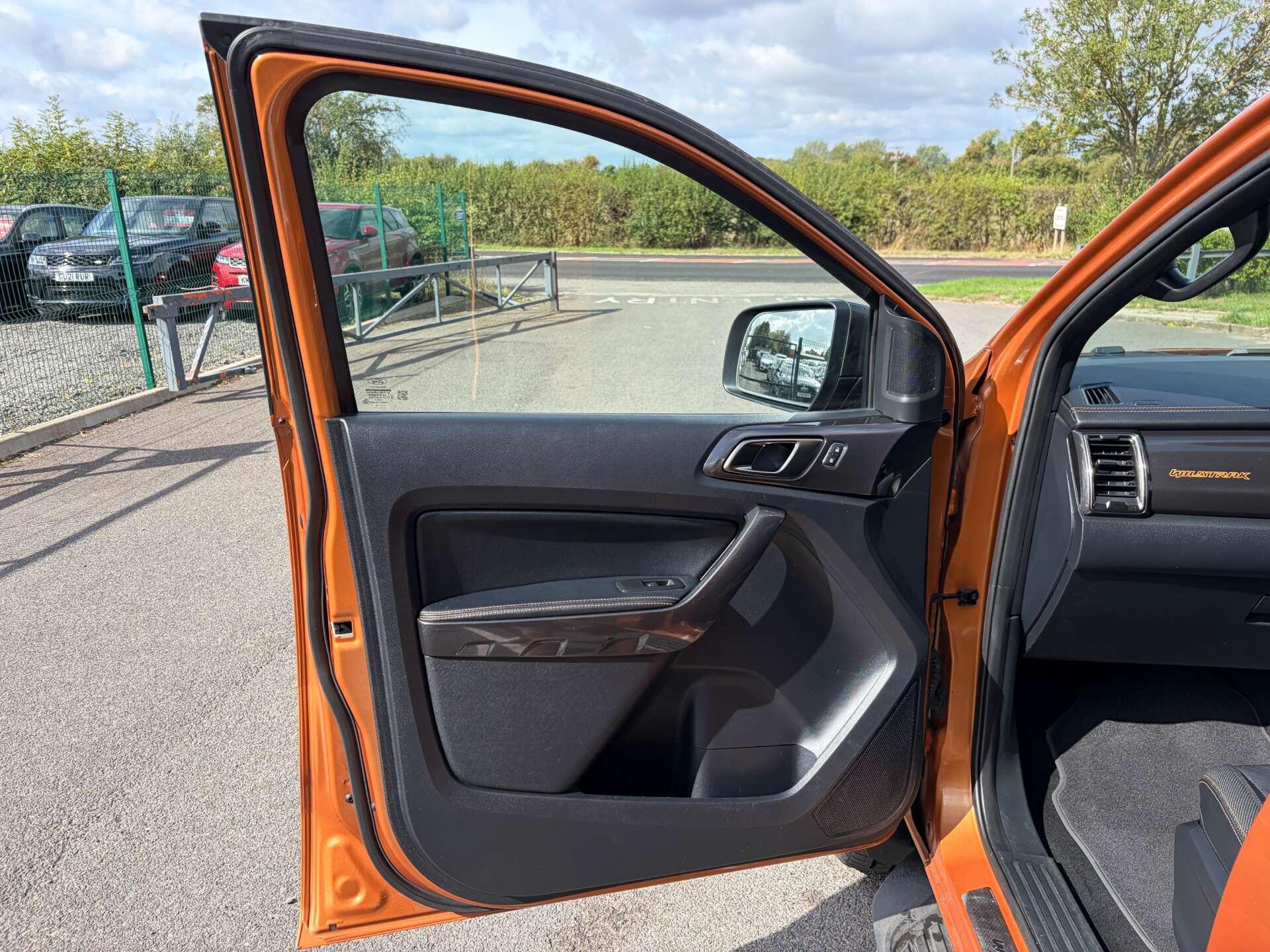 Ford Ranger view 14
