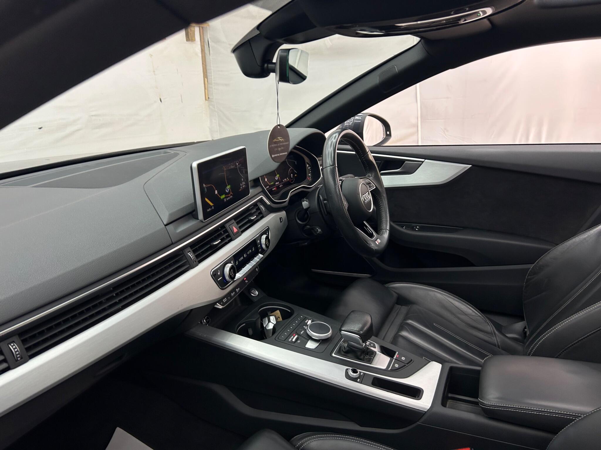 Audi A5 view 15