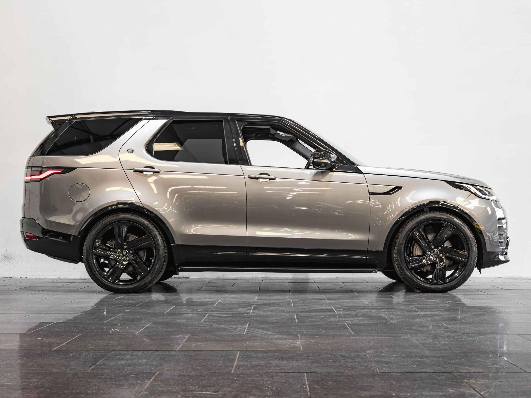 Land Rover Discovery 3 view 6