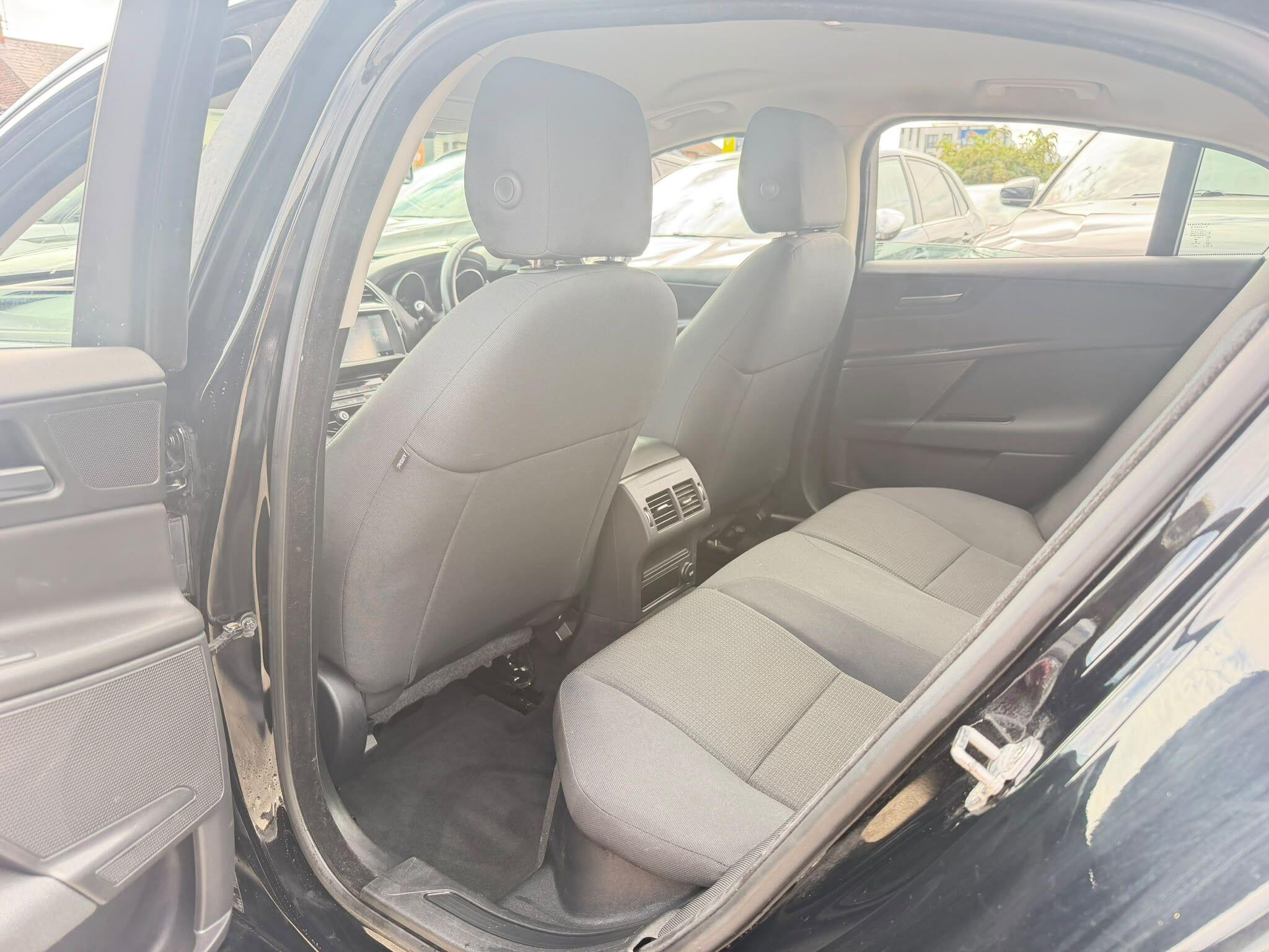 Jaguar XE view 19