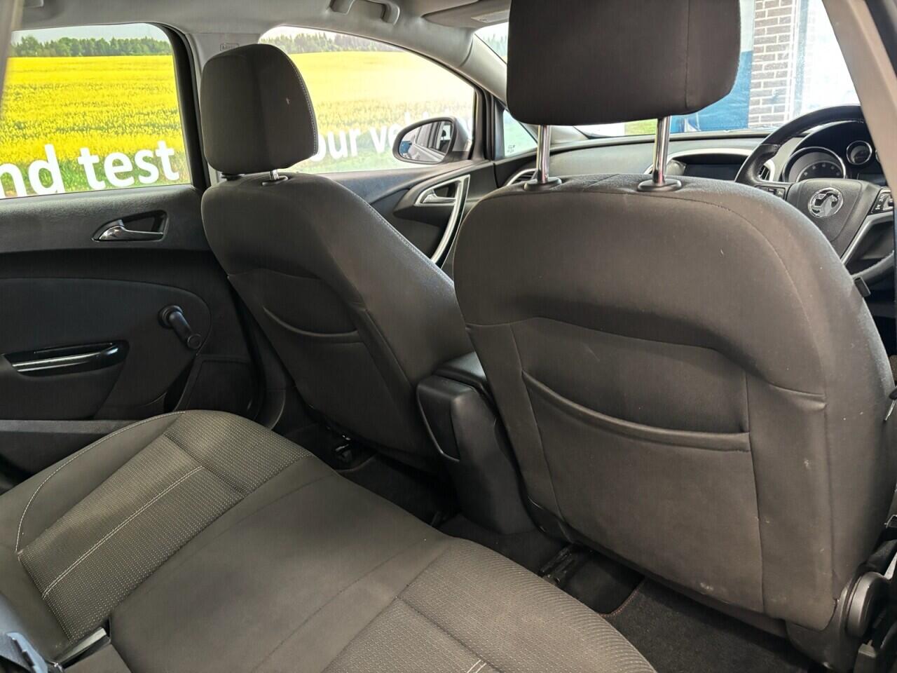 Vauxhall Astra view 19