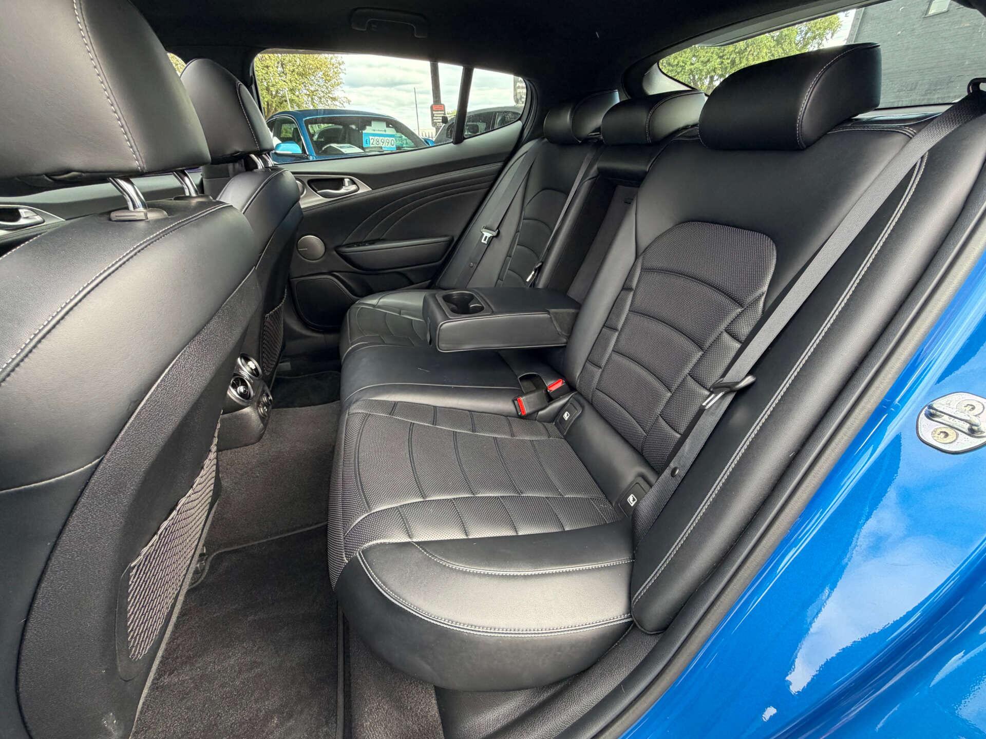 Kia Stinger view 23