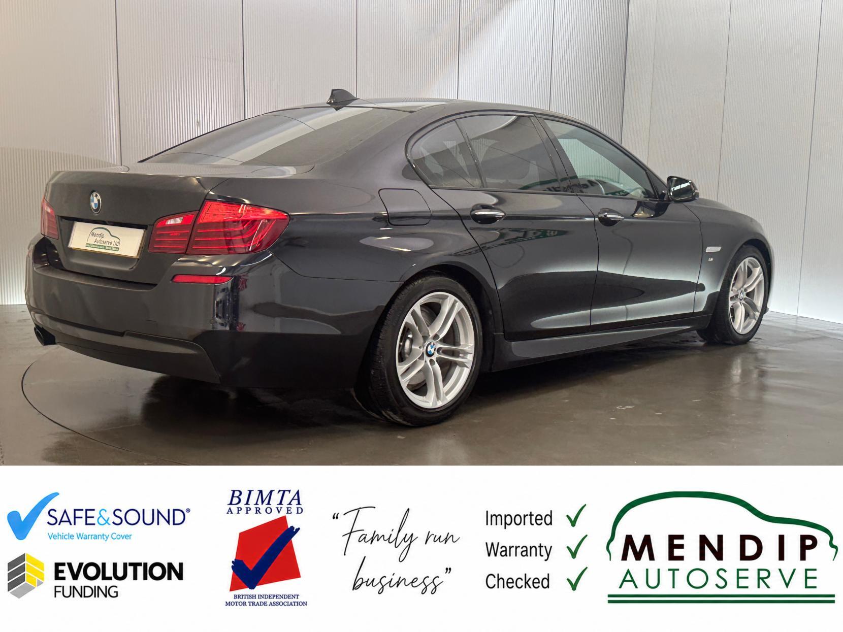 BMW 5 Series view 25