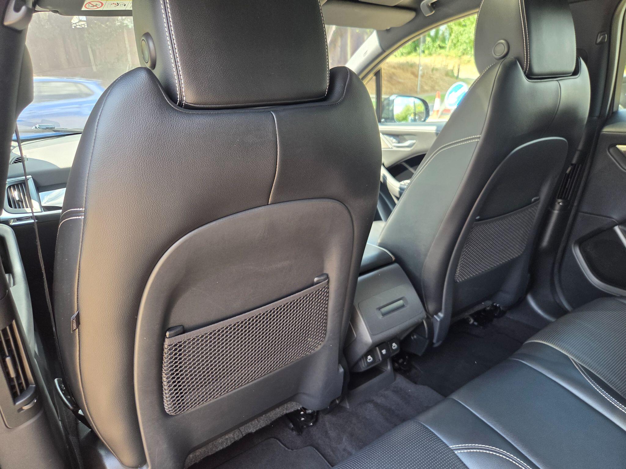 Jaguar I-Pace view 26