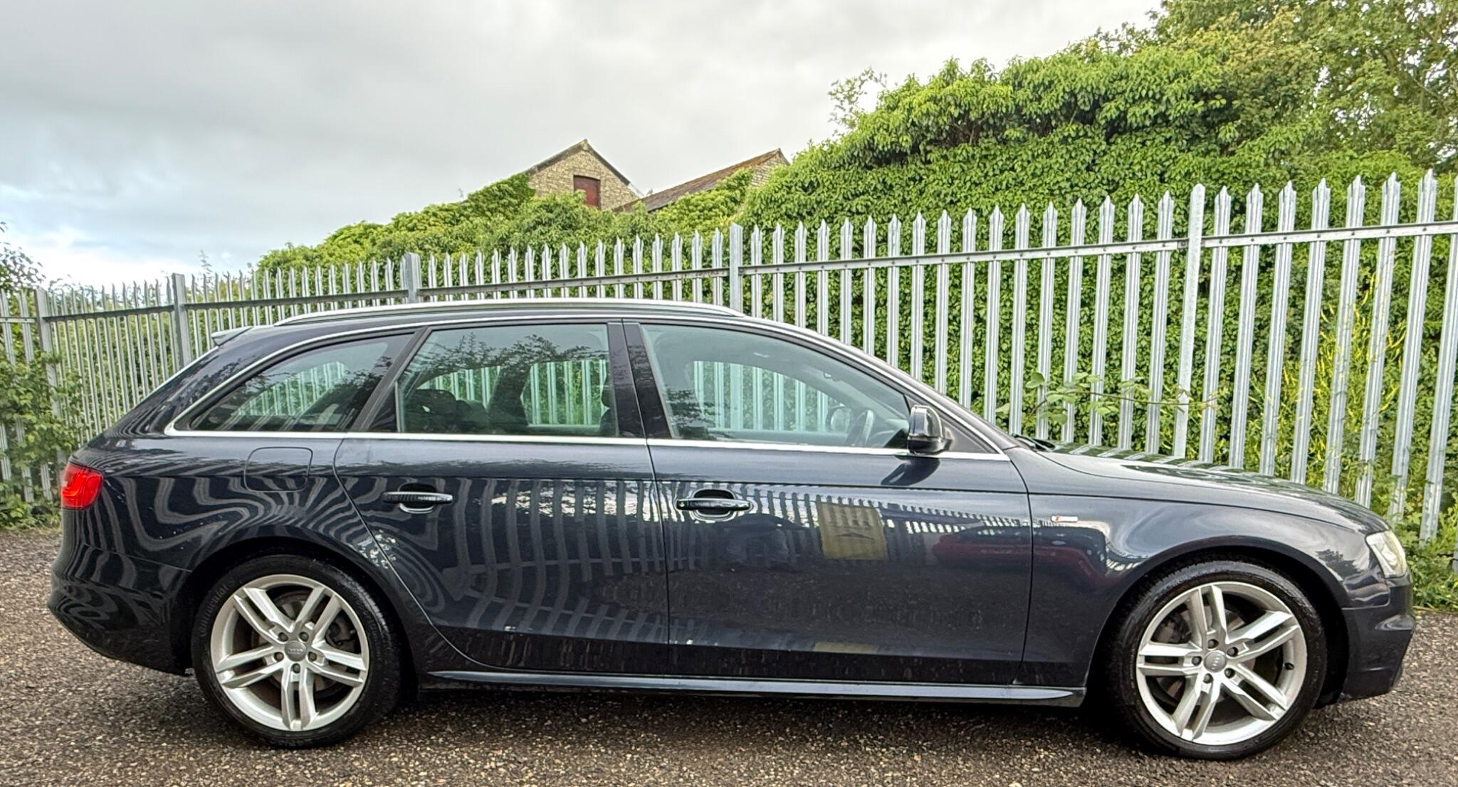 2015 Audi A4 Avant image 19