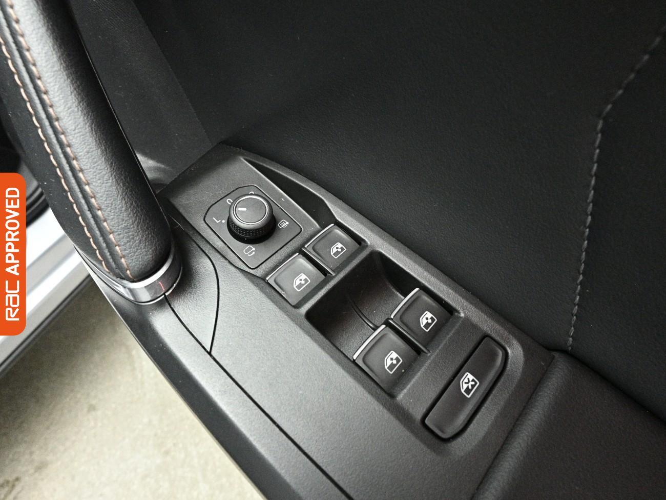 Cupra Formentor view 24
